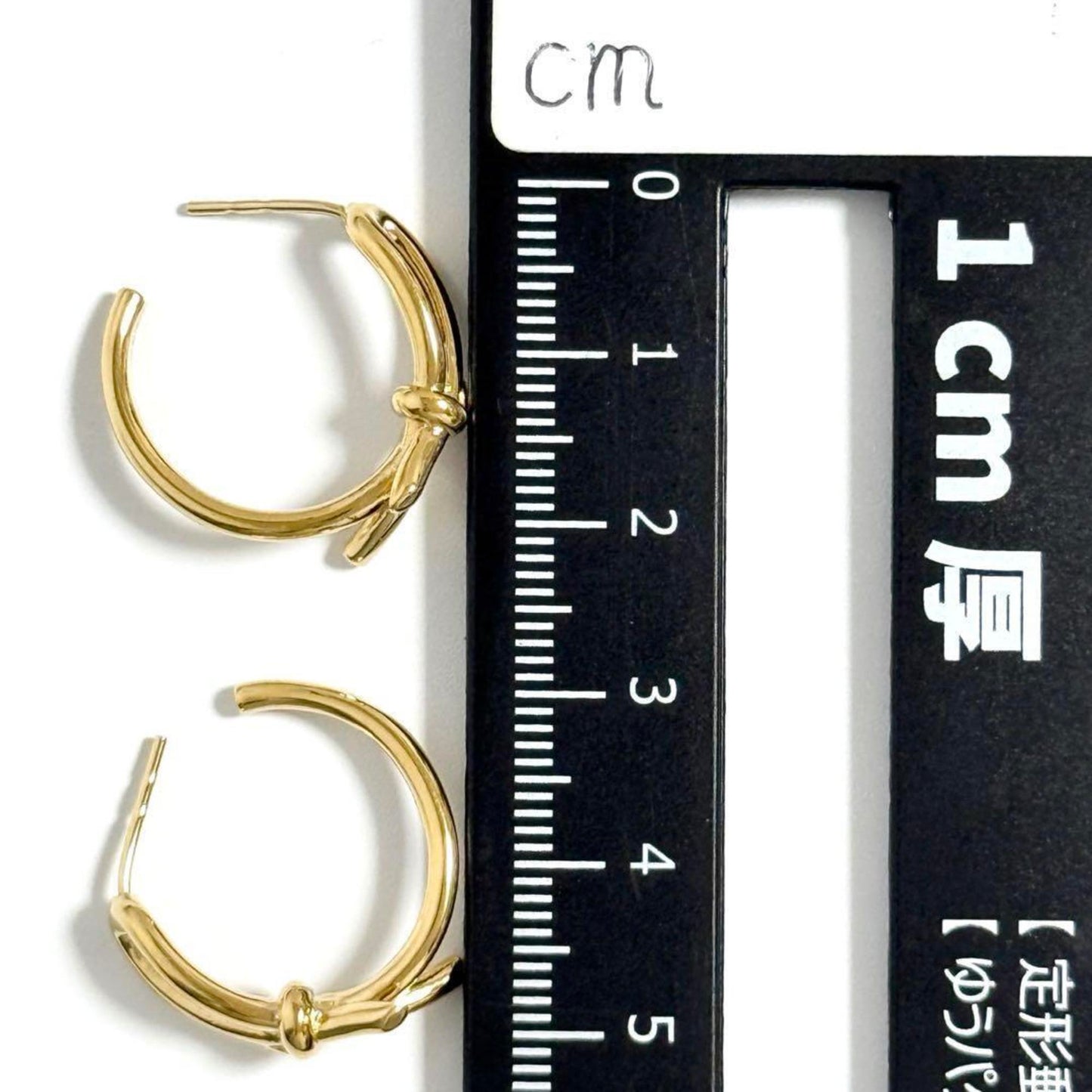 Salvatore Ferragamo Ferragamo Women's Slim Knot Hoop Earrings Ribbon