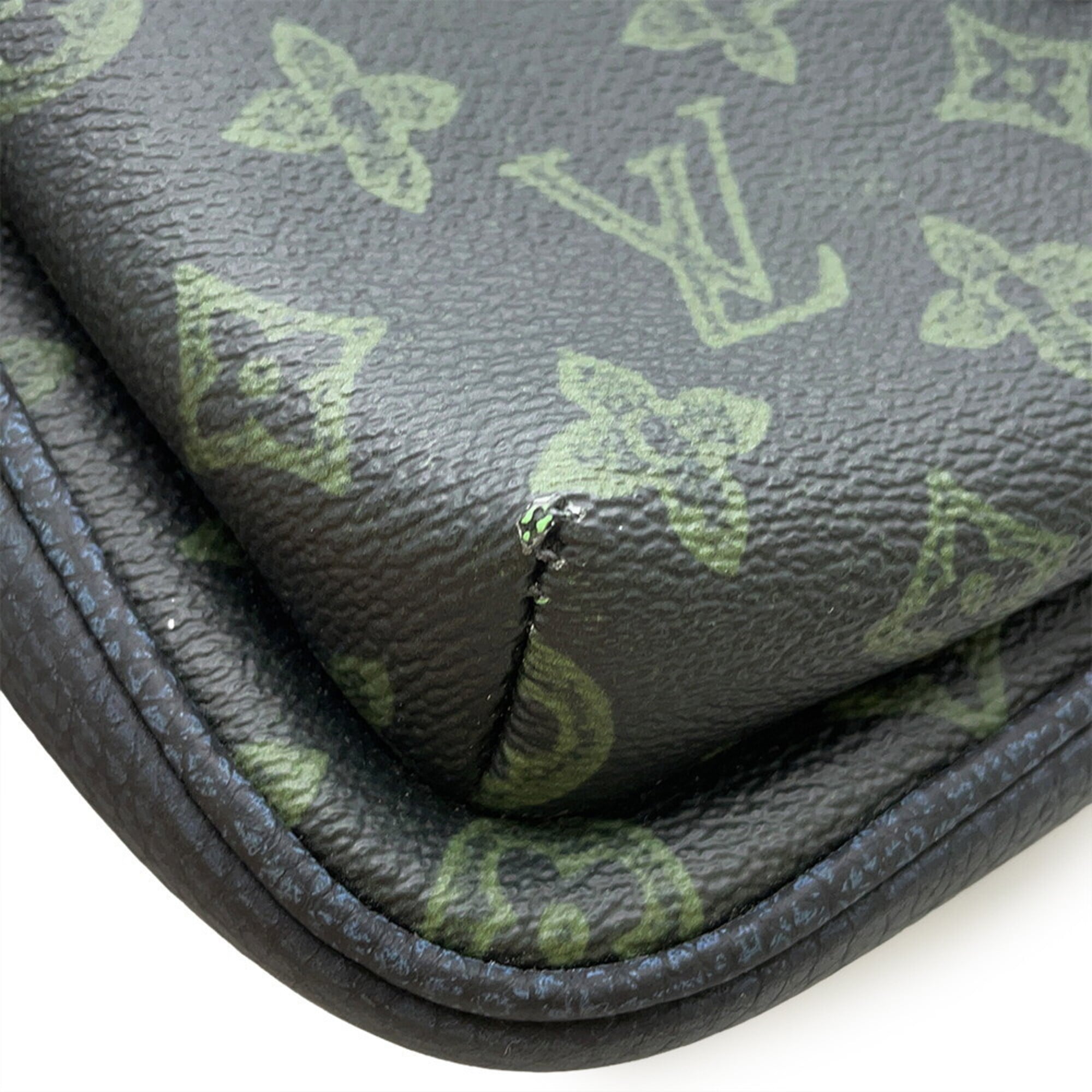 Louis Vuitton Monogram Record Avenue Sling Bag M46344 LOUIS VUITTON LV Fall Collection Handbag for Men — Like New