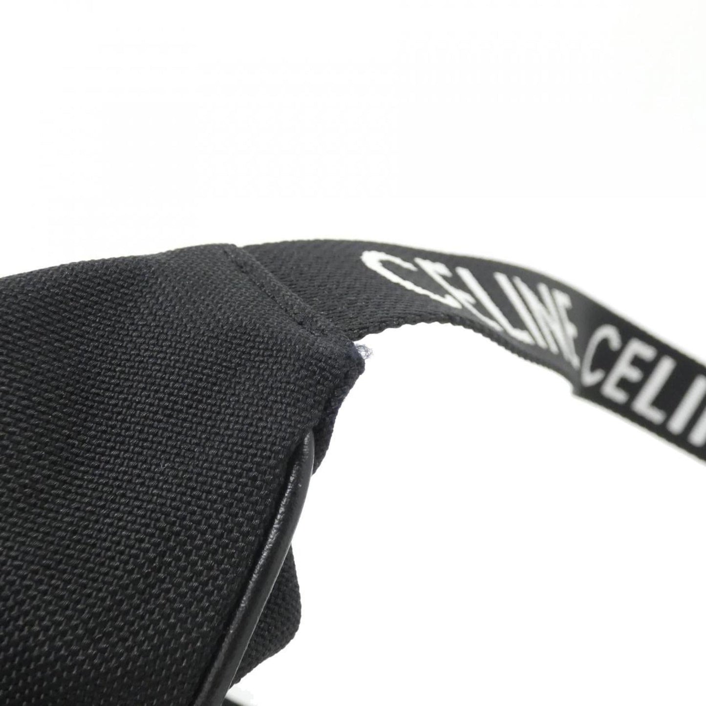 Celine Large Zipped Belt Handbag 198682DMT Shoulder Bag