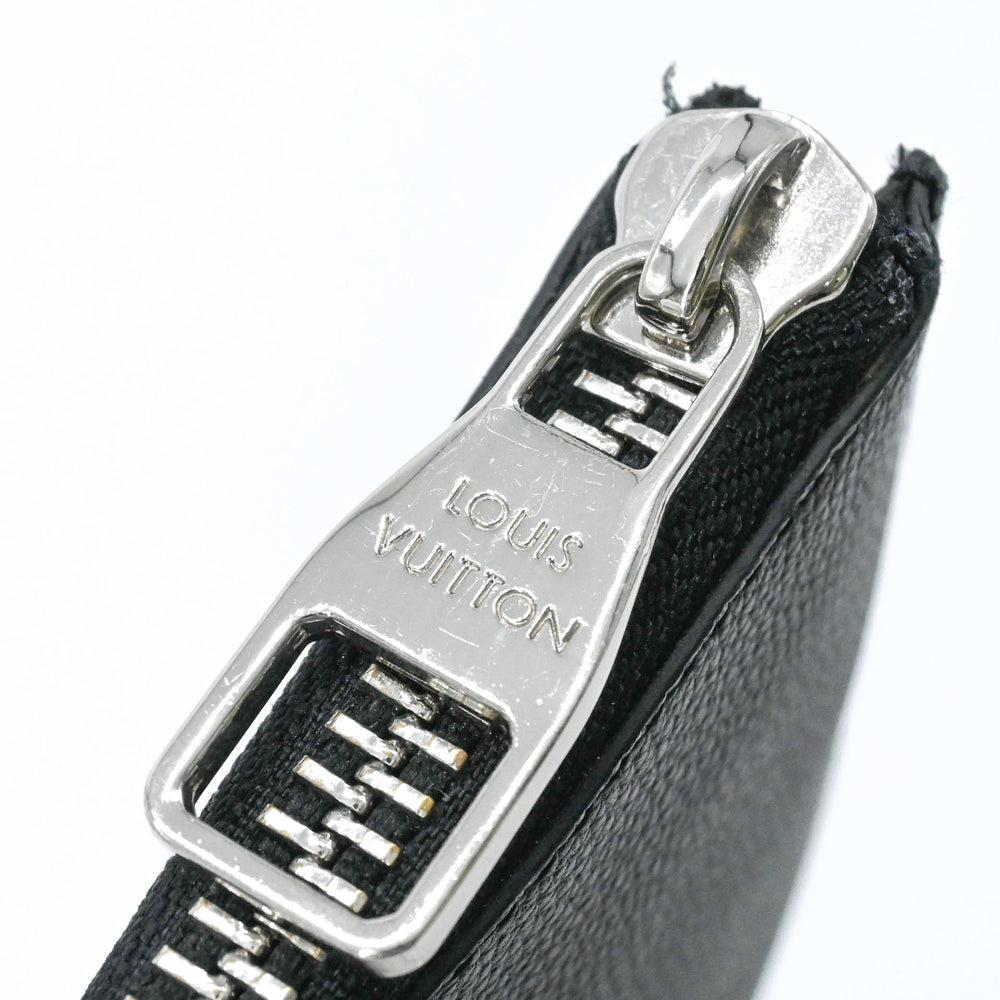 LOUIS VUITTON Pochette Jour GM Taurillon Leather Clutch Bag LV Black M67747 — Like New