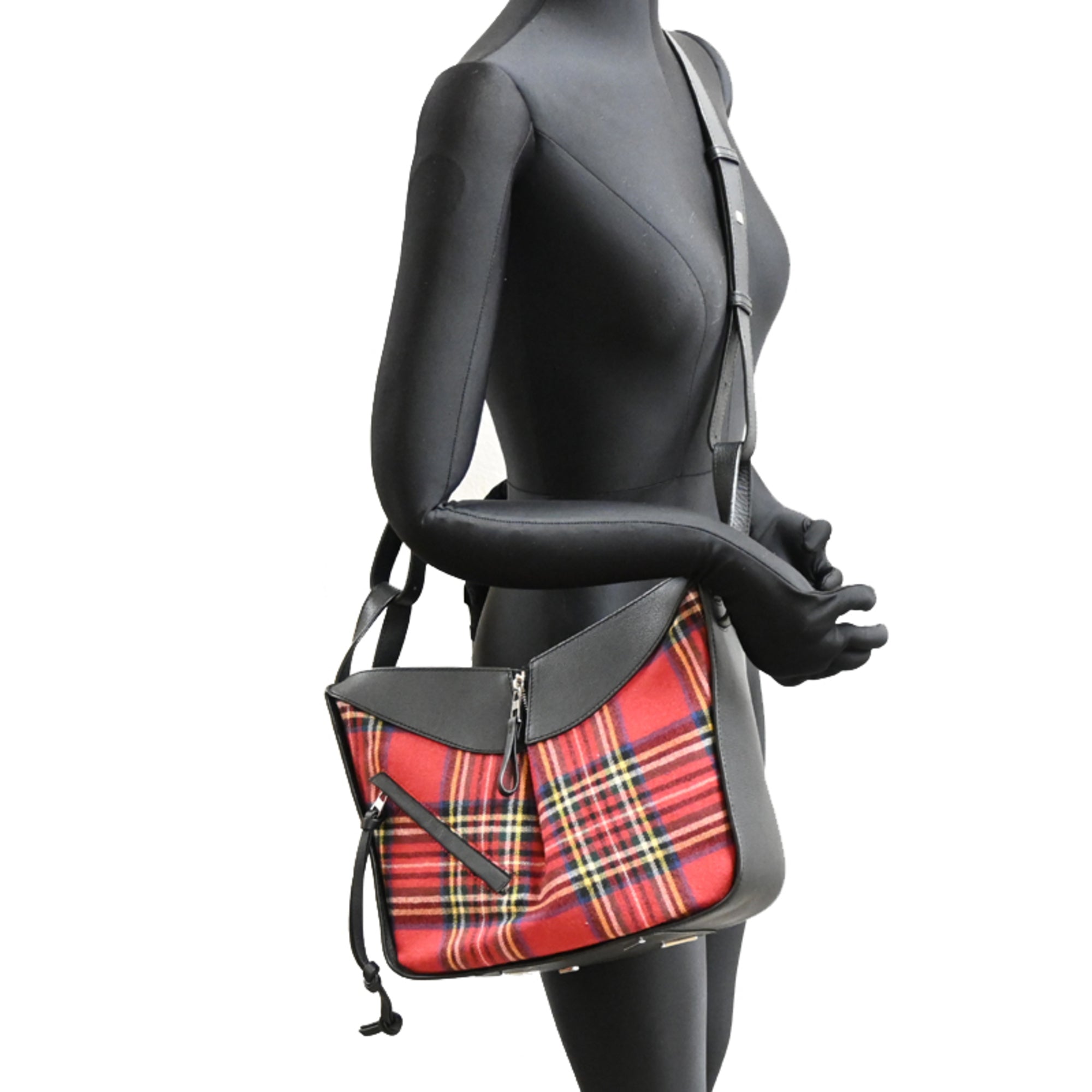 Loewe Hammock 2-way Women's Shoulder Bag 387.63TN60 Leather Black — Like New