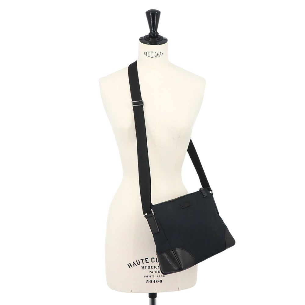 Gucci GG Canvas Shoulder Handbag, Leather, Black, 114273, Silver Hardware — Like New