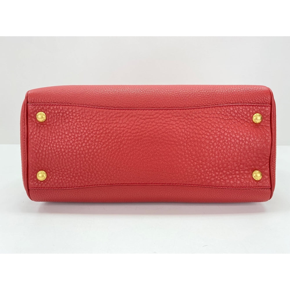 Prada tote bag, red — Like New