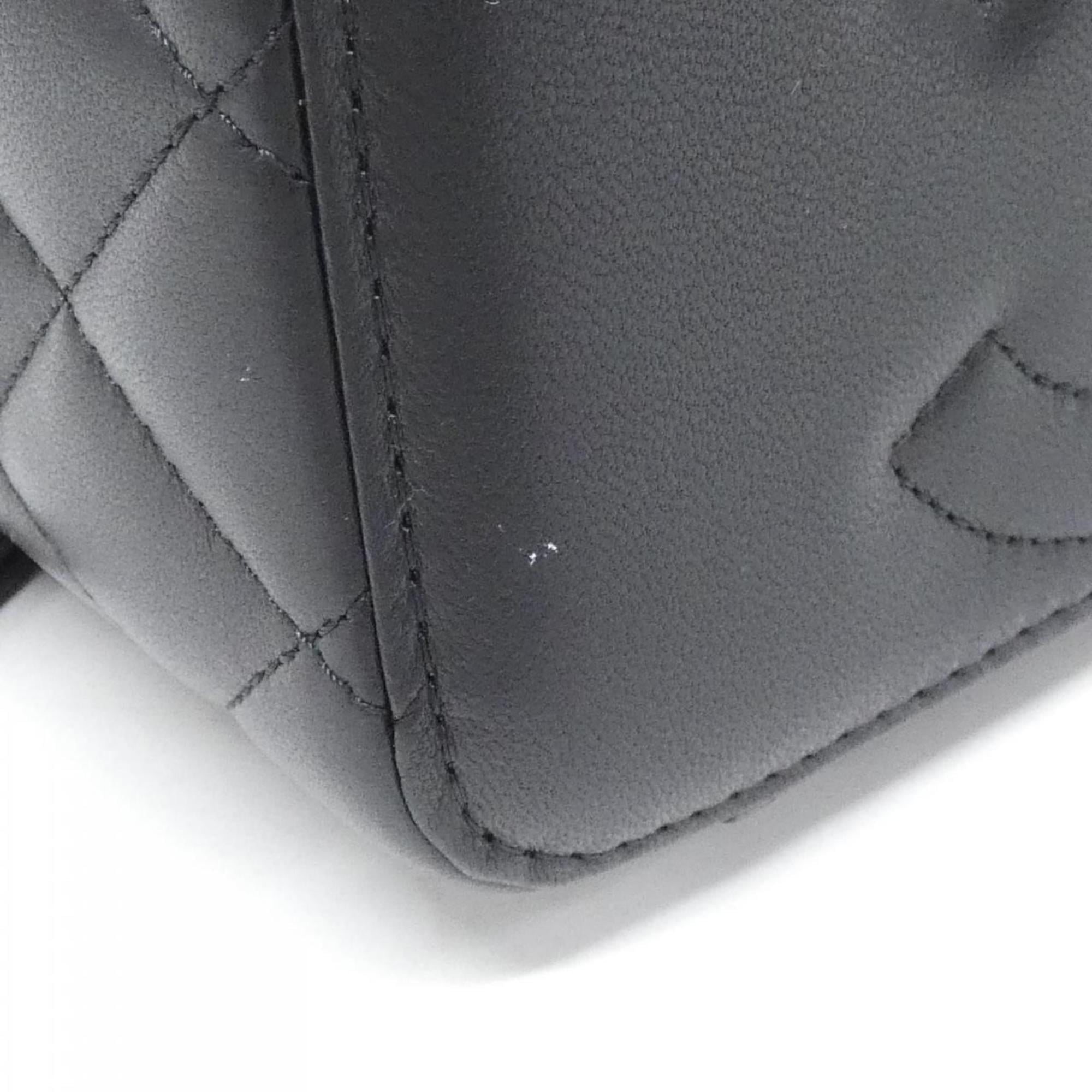 Chanel AP2199 handbag