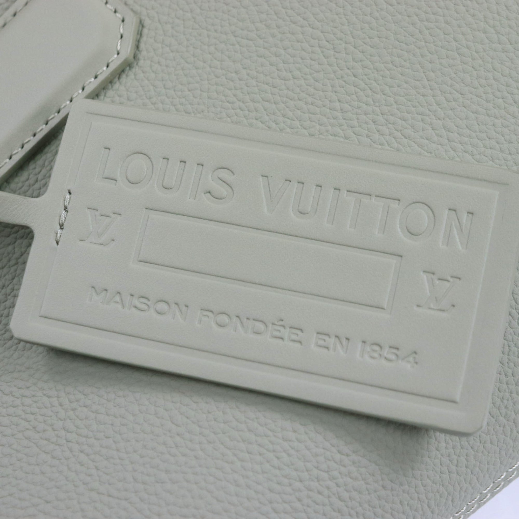 LOUIS VUITTON M22506 Fastline LV Aerogram Calfskin Sage Tote Bag with Logo, Made in France, Men's — Like New