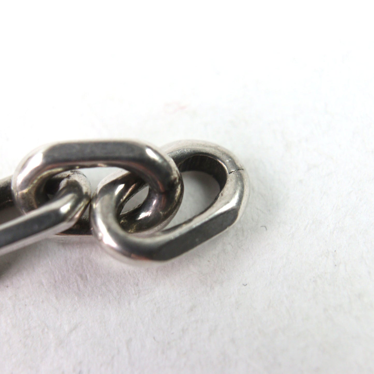 GUCCI 620798 AG925 Interlocking G Bracelet with Aged Clasp Closure, Silver, Size 17, Made in Italy, Weight 17.8g, Men's, Includes Box and Dust Bag