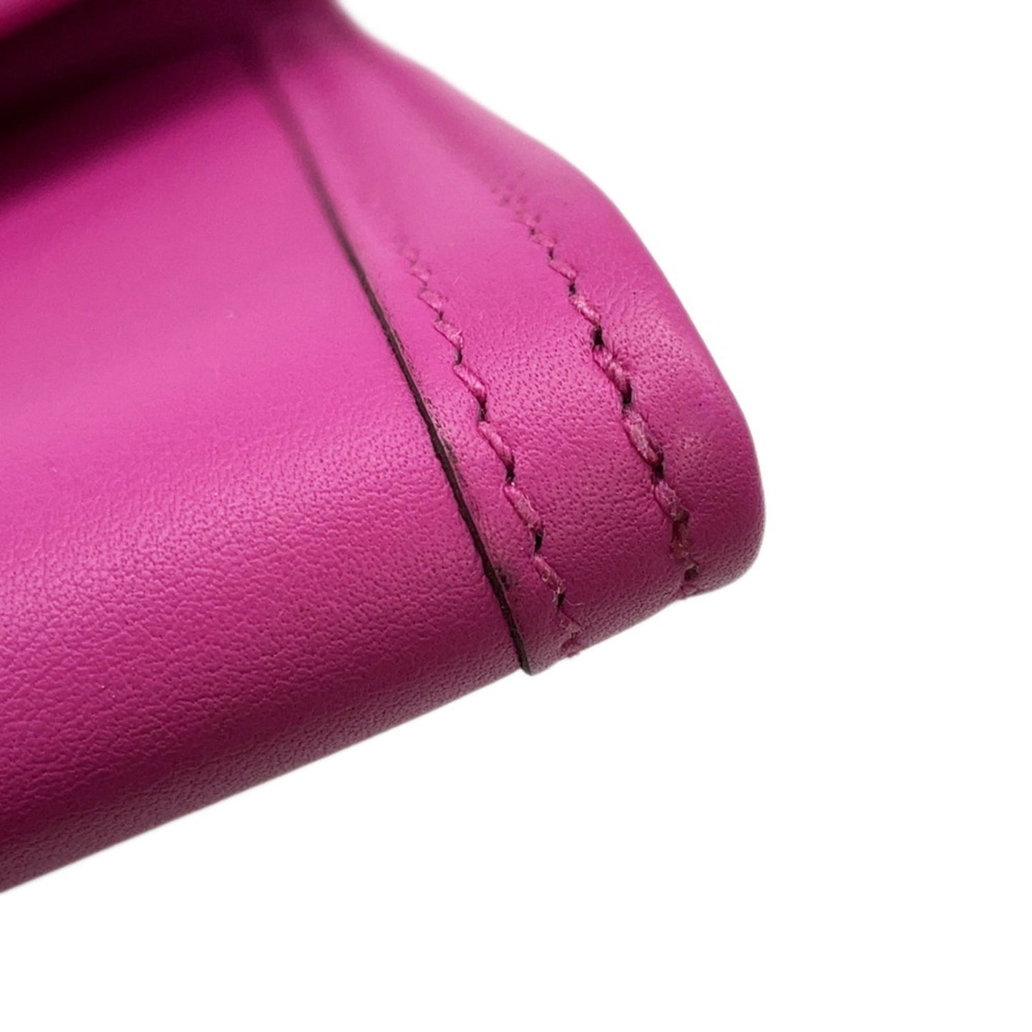 Hermes Jige Elan Magnolia Swift clutch bag.