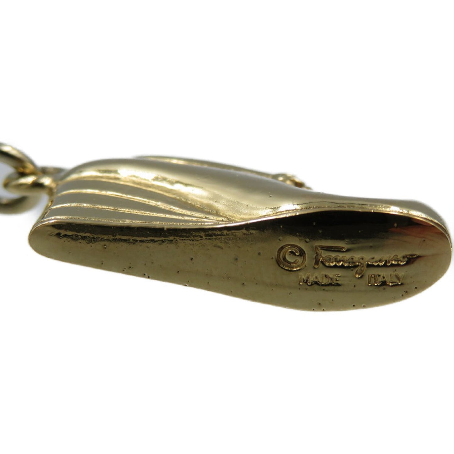 Excellent condition Salvatore Ferragamo vintage metal gold shoe motif necklace 0053