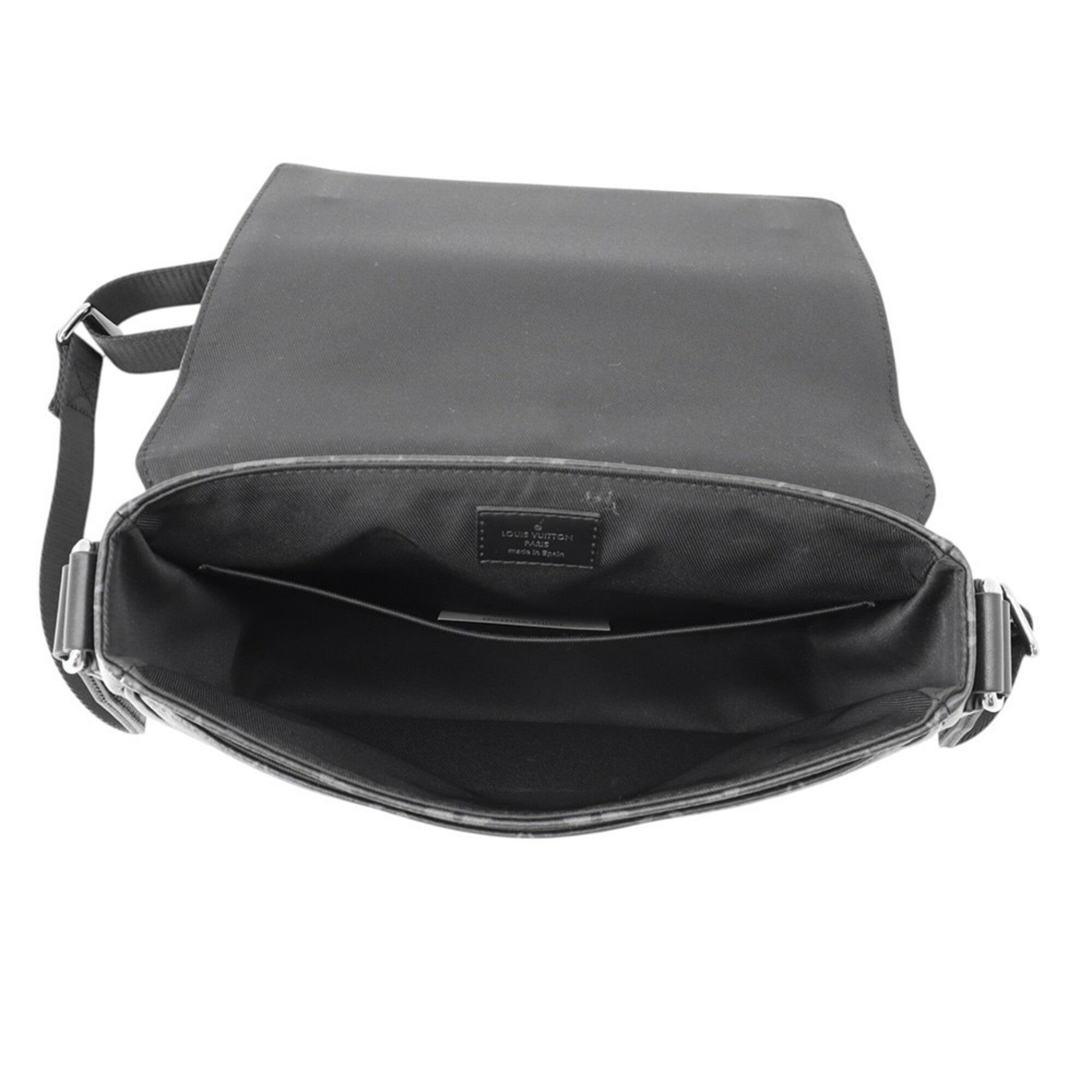 Louis Vuitton Shoulder Bag Monogram Eclipse District PM NV3 M46255 LOUIS VUITTON Men's Black Handbag — Like New