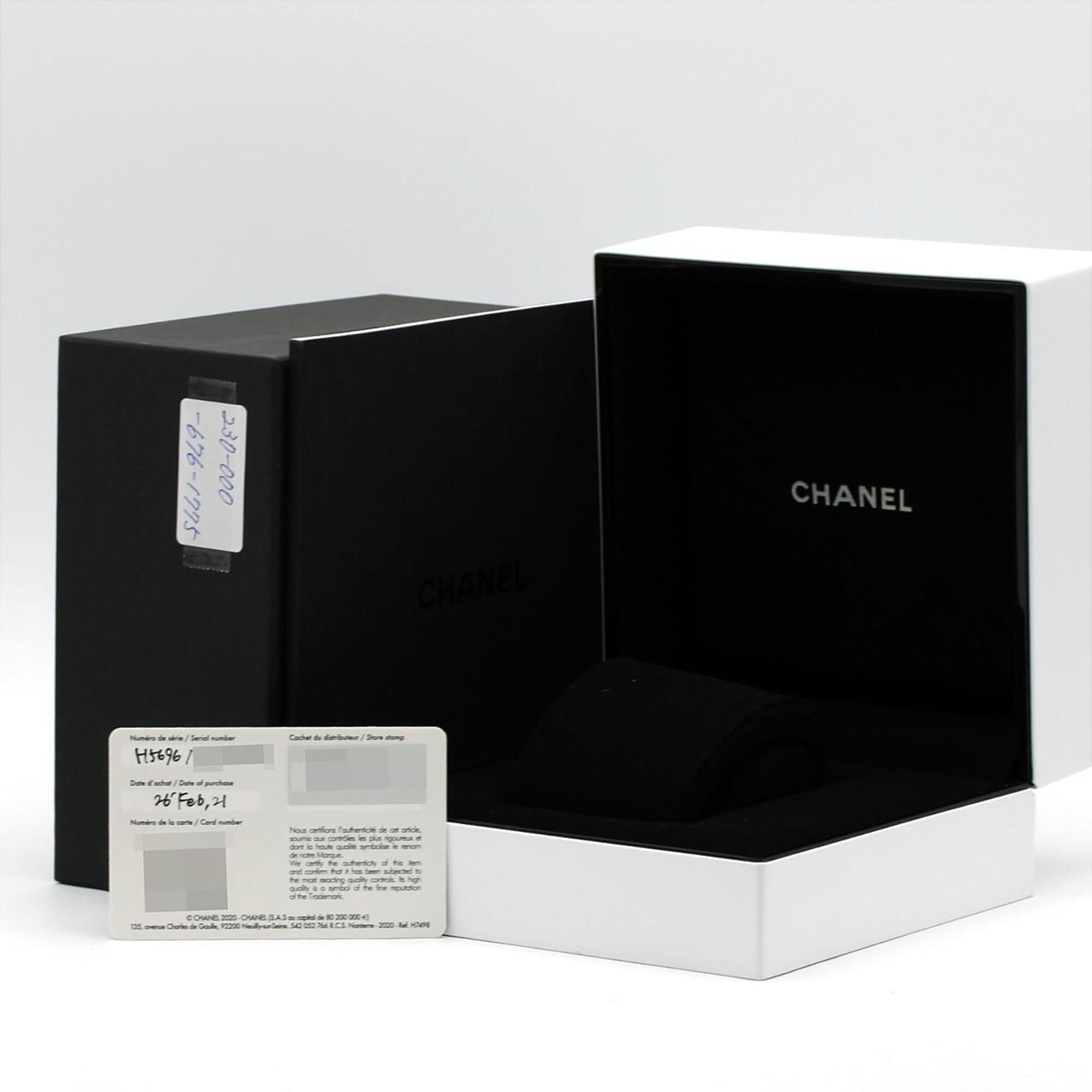 Chanel J12 Caliber 12.2 33mm Ceramic H5696 Automatic Watch — Very Good