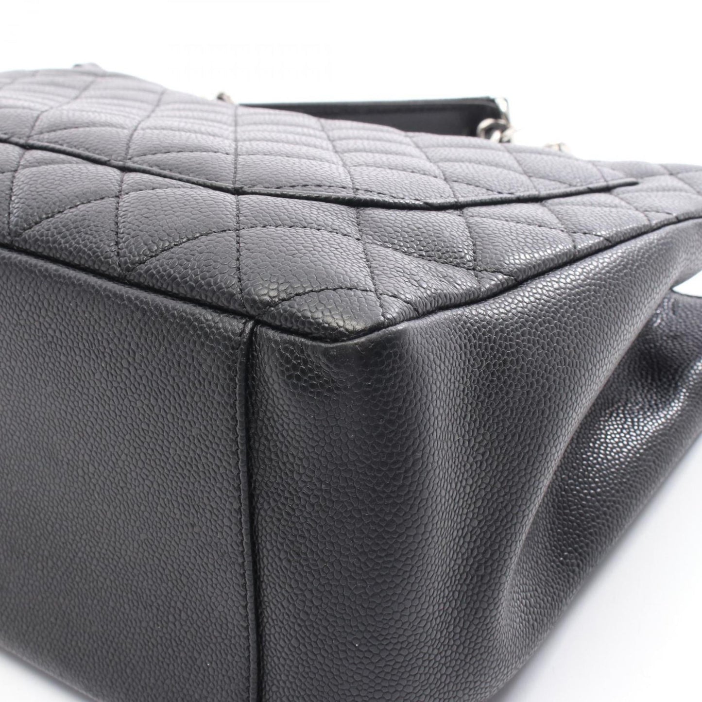 CHANEL Matelasse Grand Shopping GST Tote Bag in Calfskin Leather (Black)