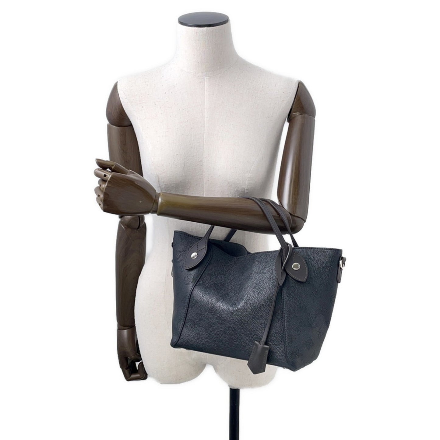 Louis Vuitton Monogram Mahina PM Handbag M54350 LOUIS VUITTON Shoulder Bag Black