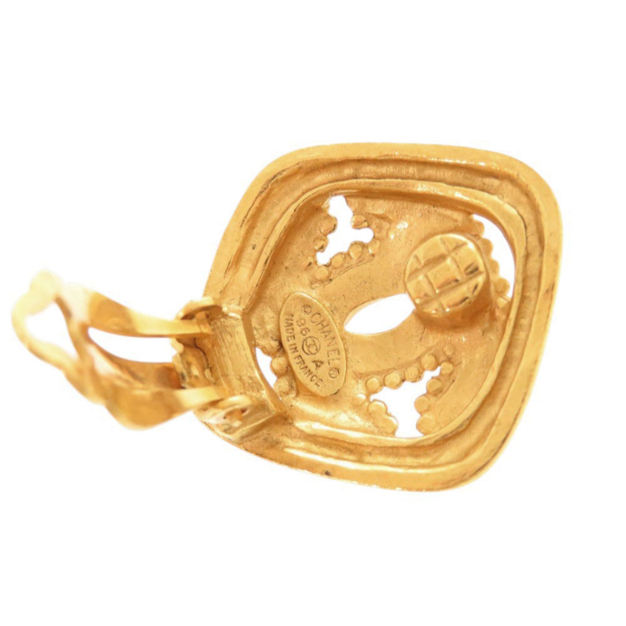 Beautiful vintage Chanel Coco Mark metal gold earrings 0067CHANEL