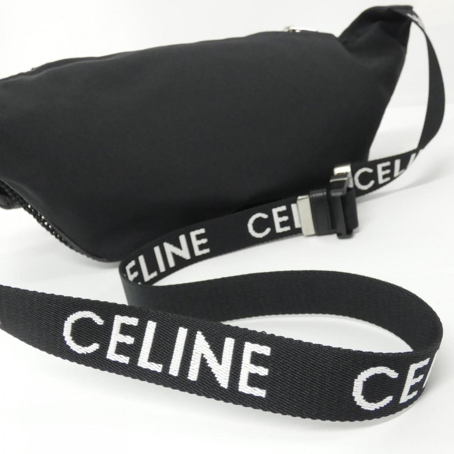 Celine Large Zipped Belt Handbag 198682DMT Shoulder Bag