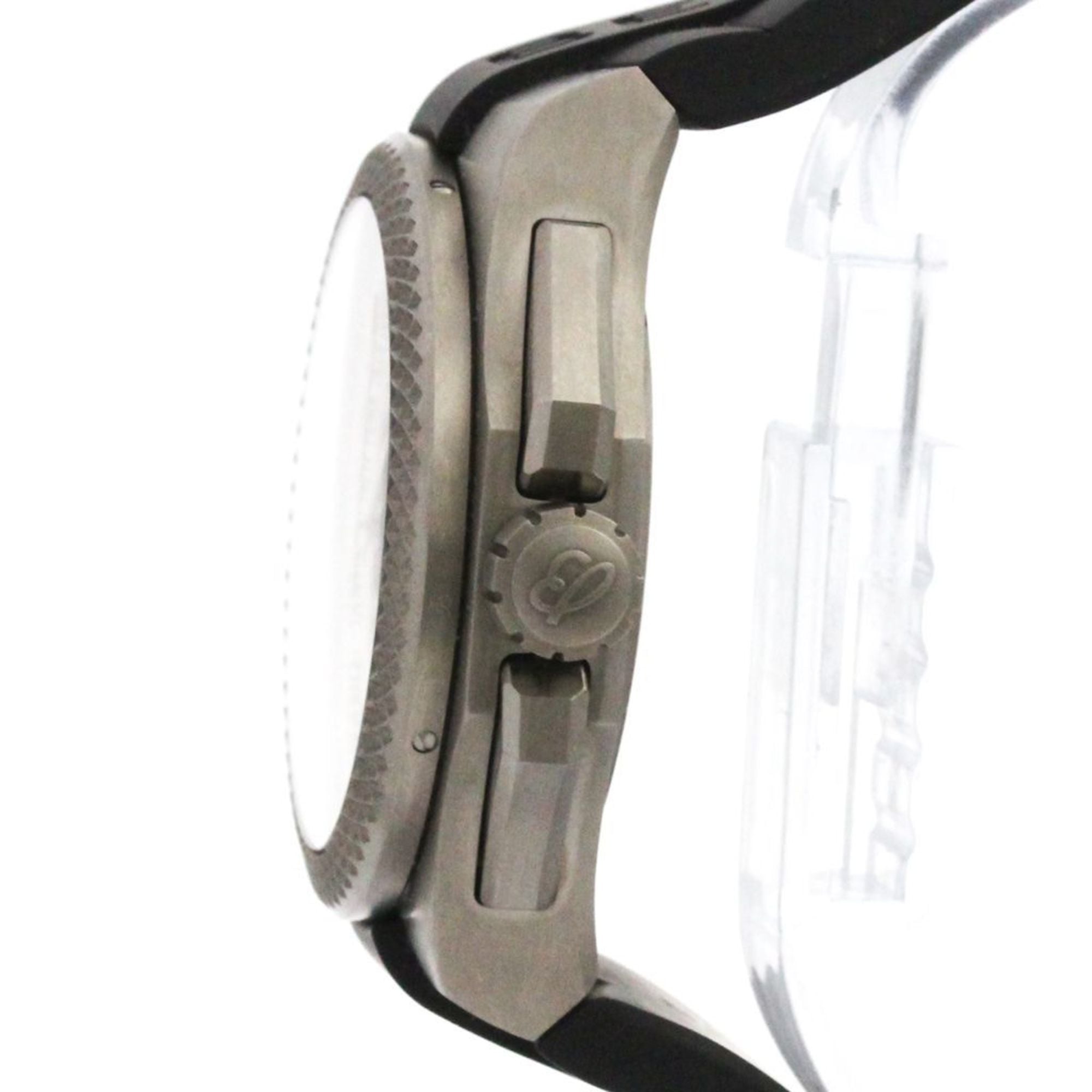 BREITLING Bentley GMT Light Body Titanium Mens Watch EB0433 Polished — Very Good