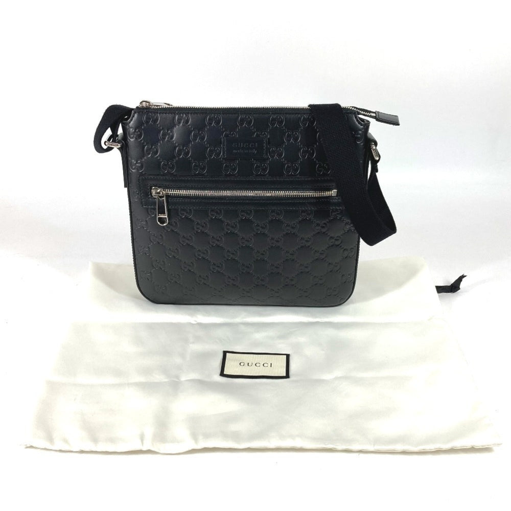 GUCCI 406410 GG Embossed Guccissima Logo Bag, Crossbody Pouch, Shoulder Leather, Black, Men's and Women's — Like New