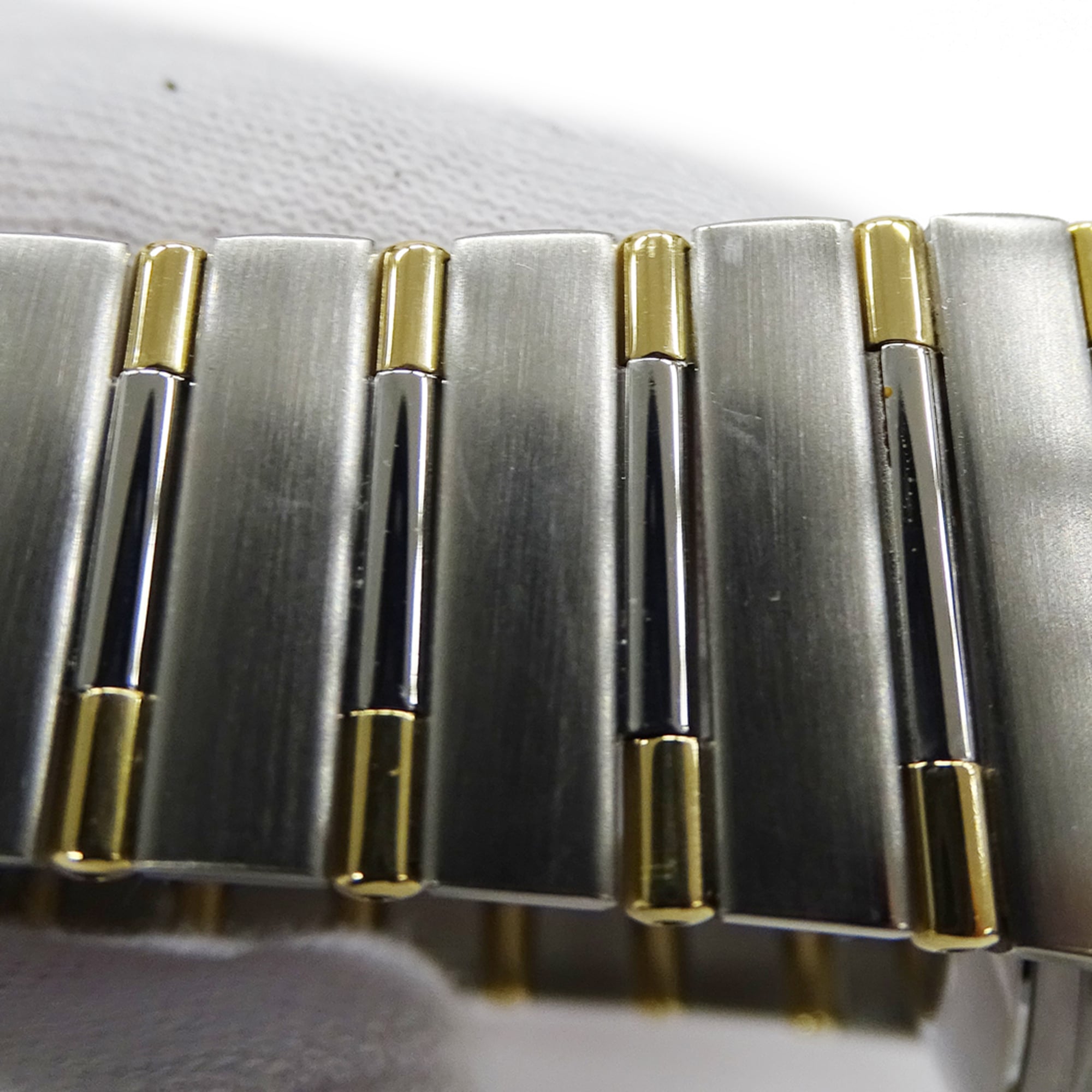 Omega Constellation 1302.10 Men's Watch, Brand Name, Date, Automatic Movement, Stainless Steel (SS), Gold (YG), Half Bar — Good