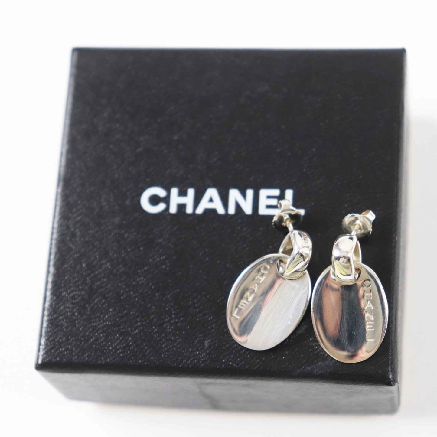 CHANEL Oval Logo Earrings for Both Ears, SV925 Silver, Box Included, Weight 35g, Women's