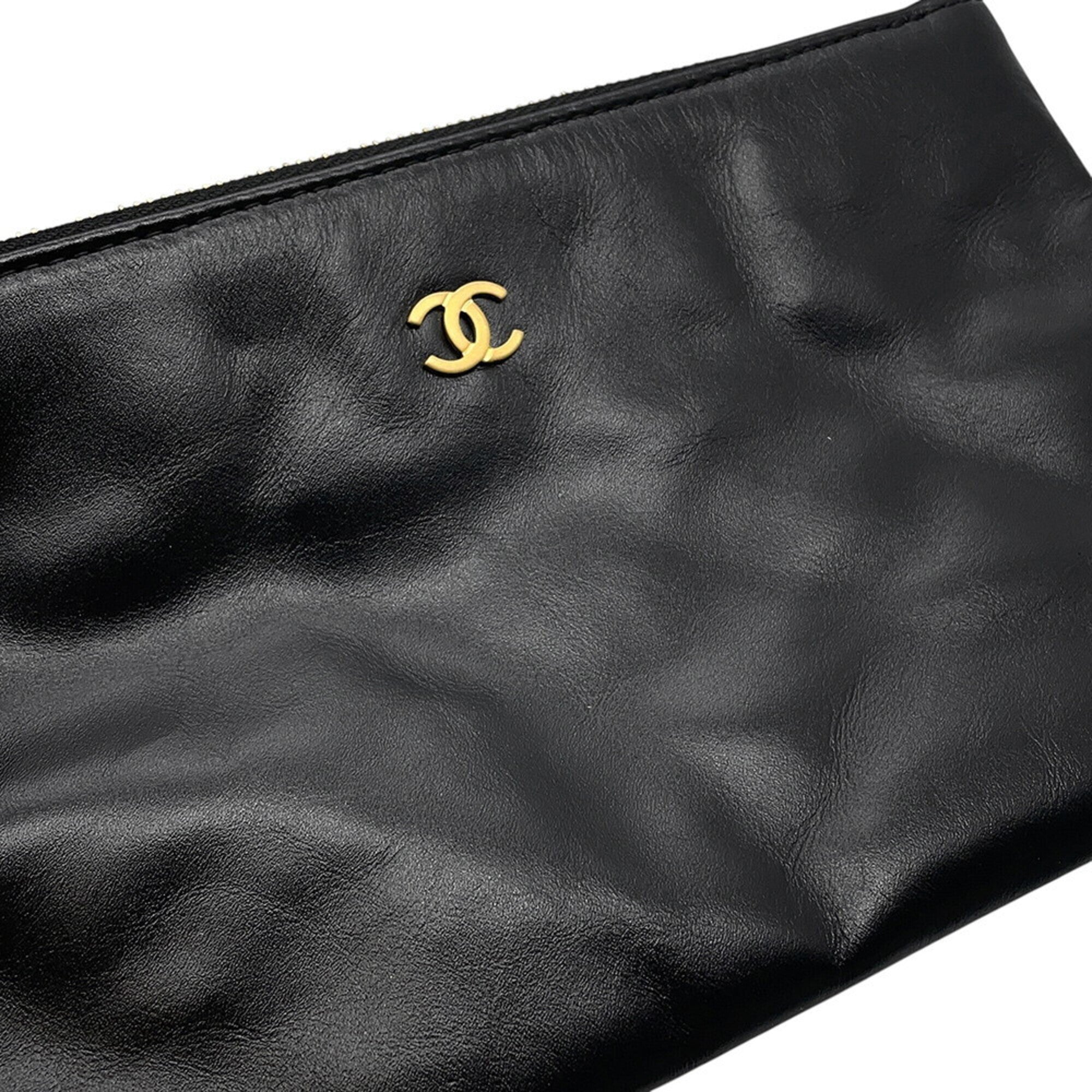 Chanel handbag, 22 medium, shiny calfskin, AS3261, CHANEL shoulder bag, black, handbag for women — Like New