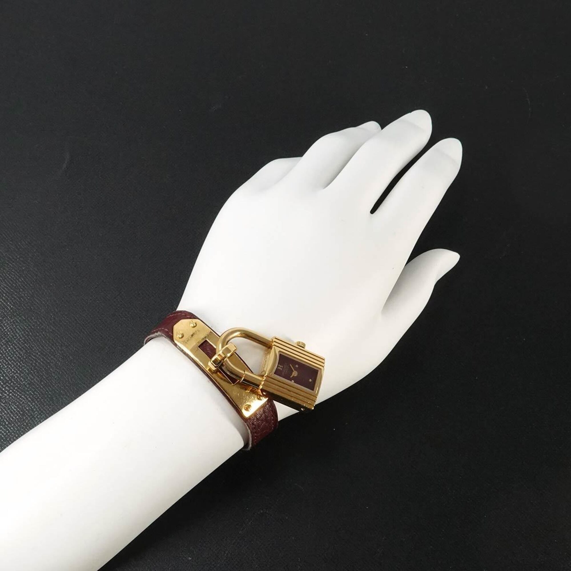 Hermes Kelly Watch, Women's Bordeaux, Quartz with Padlock — Very Good