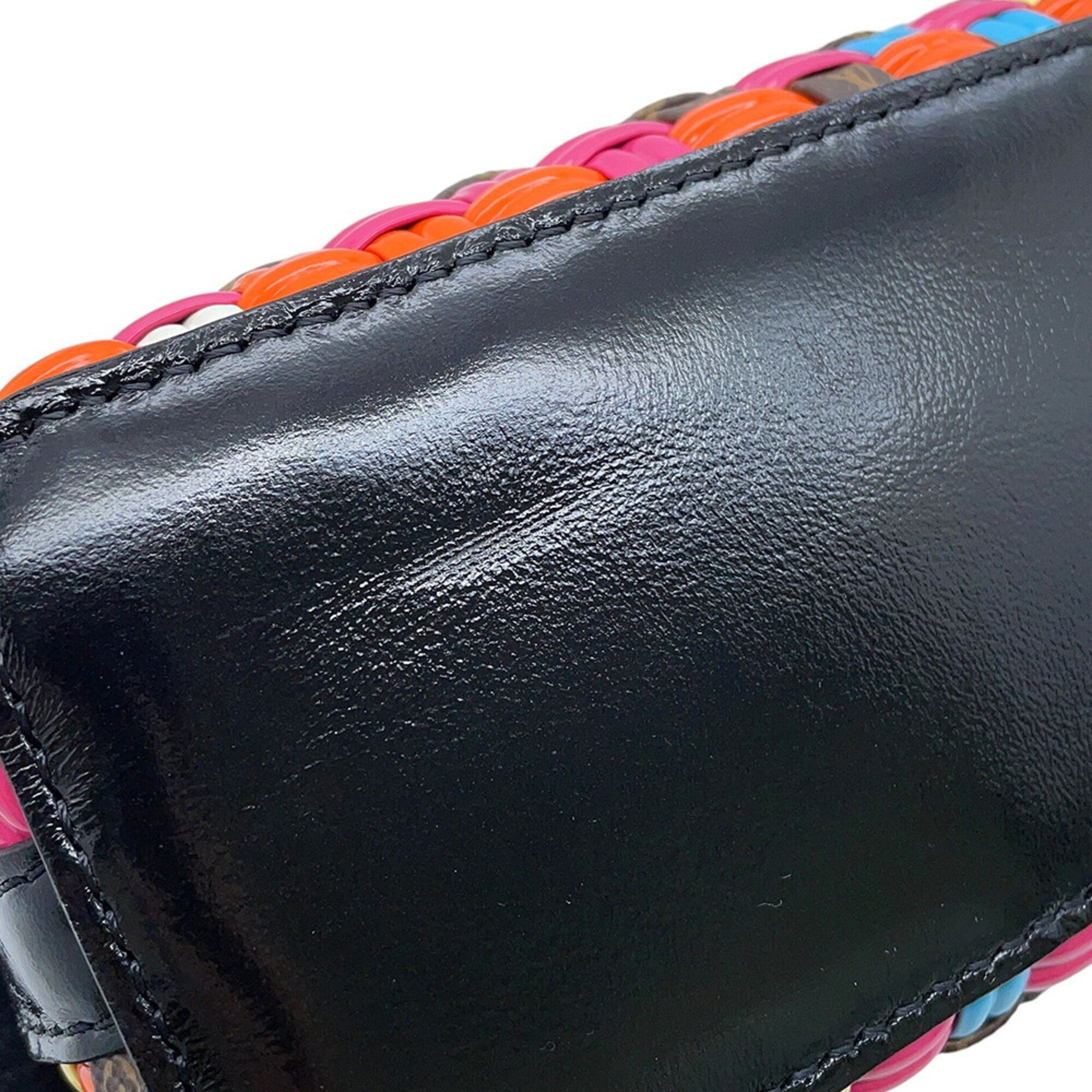 Louis Vuitton handbag, Monogram clutch M22323 LOUIS VUITTON handbag 2023SS Nicolas Ghesquière — Like New