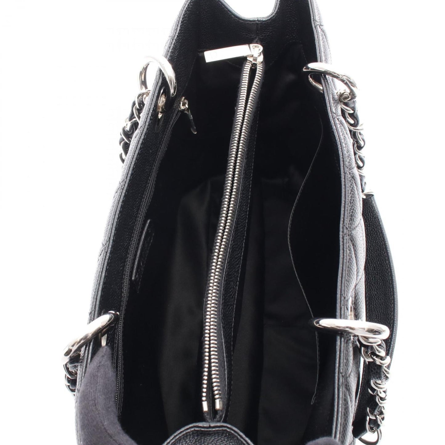 CHANEL Matelasse Grand Shopping GST Tote Bag in Calfskin Leather (Black)