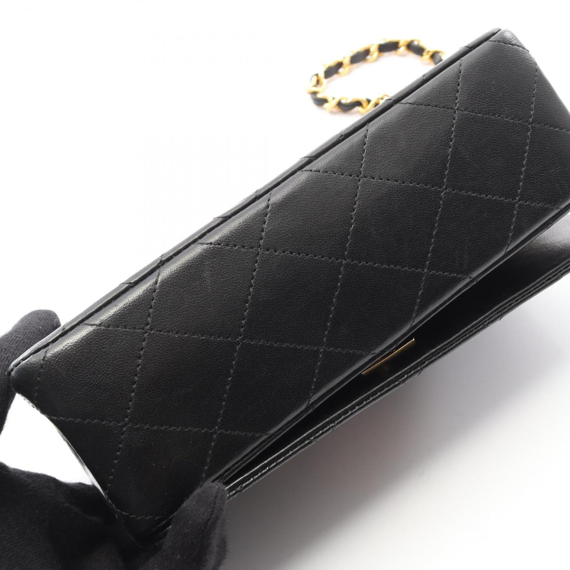 CHANEL Mini Matelasse Full Flap Shoulder Bag/Handbag in Lambskin Leather, Black