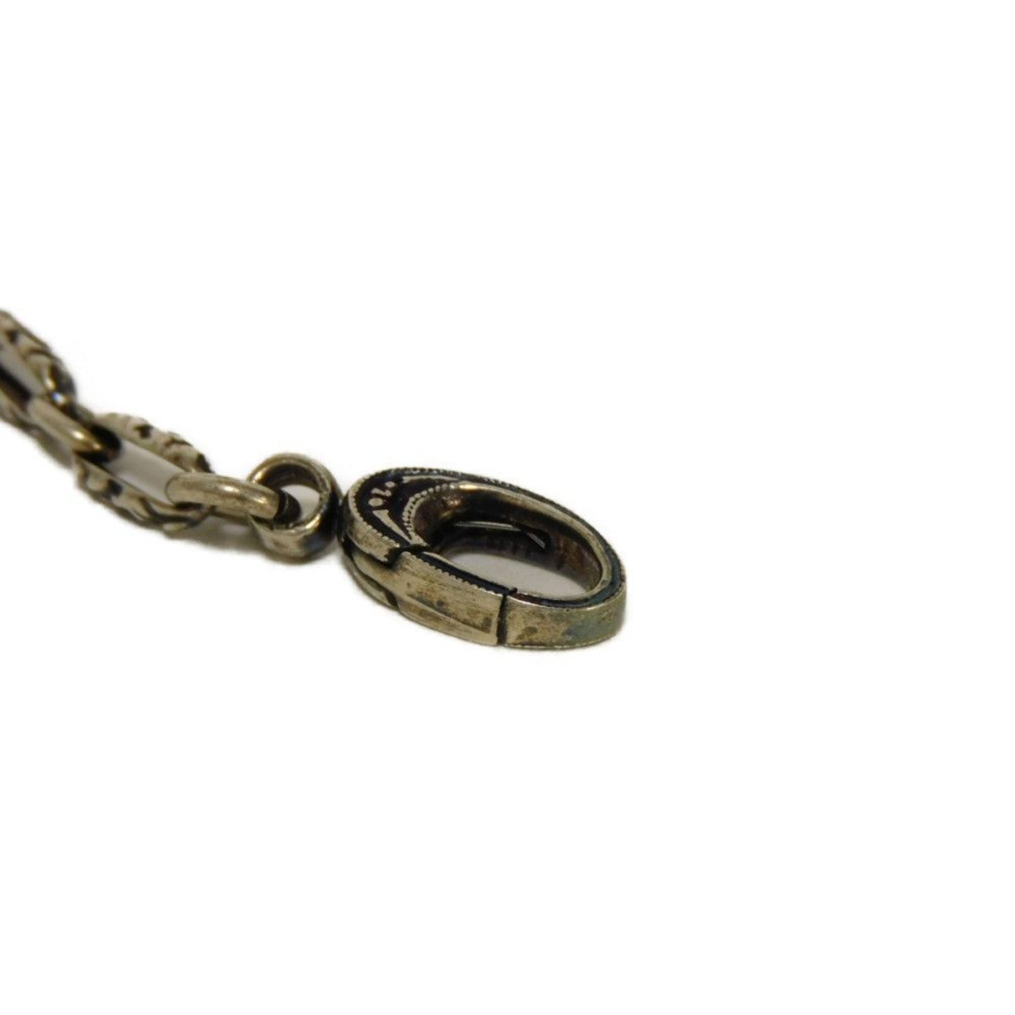 Gucci G Cube Crystal 17 Square Bracelet with Smoked Finish, Rhinestones, and Arabesque Design in Ag925 (550888 J7863 8192) for Women