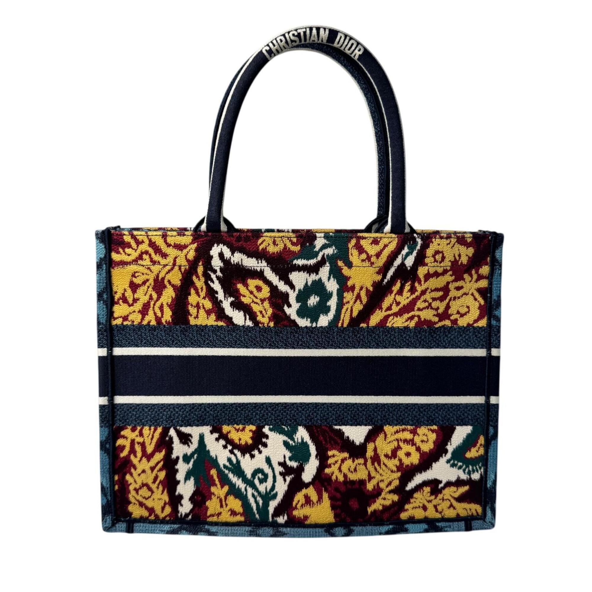 Christian Dior Book Tote Medium Cruise 2021 Paisley Embroidery Women's — Like New