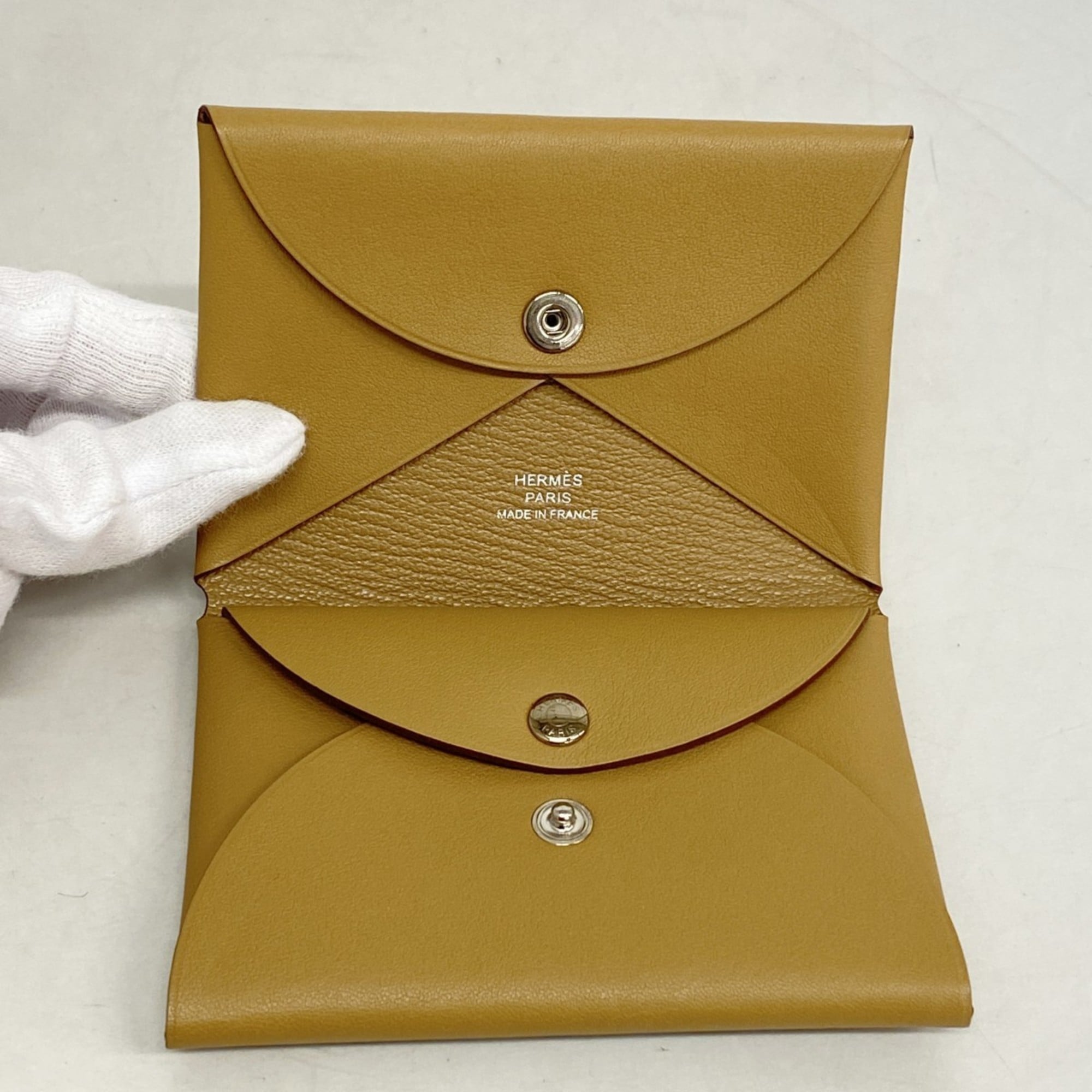 Hermes Hermès Calvi Duo Imprimé Swift Biscuit Wallet/Coin Case with Z Stamp for Men and Women, P2327241