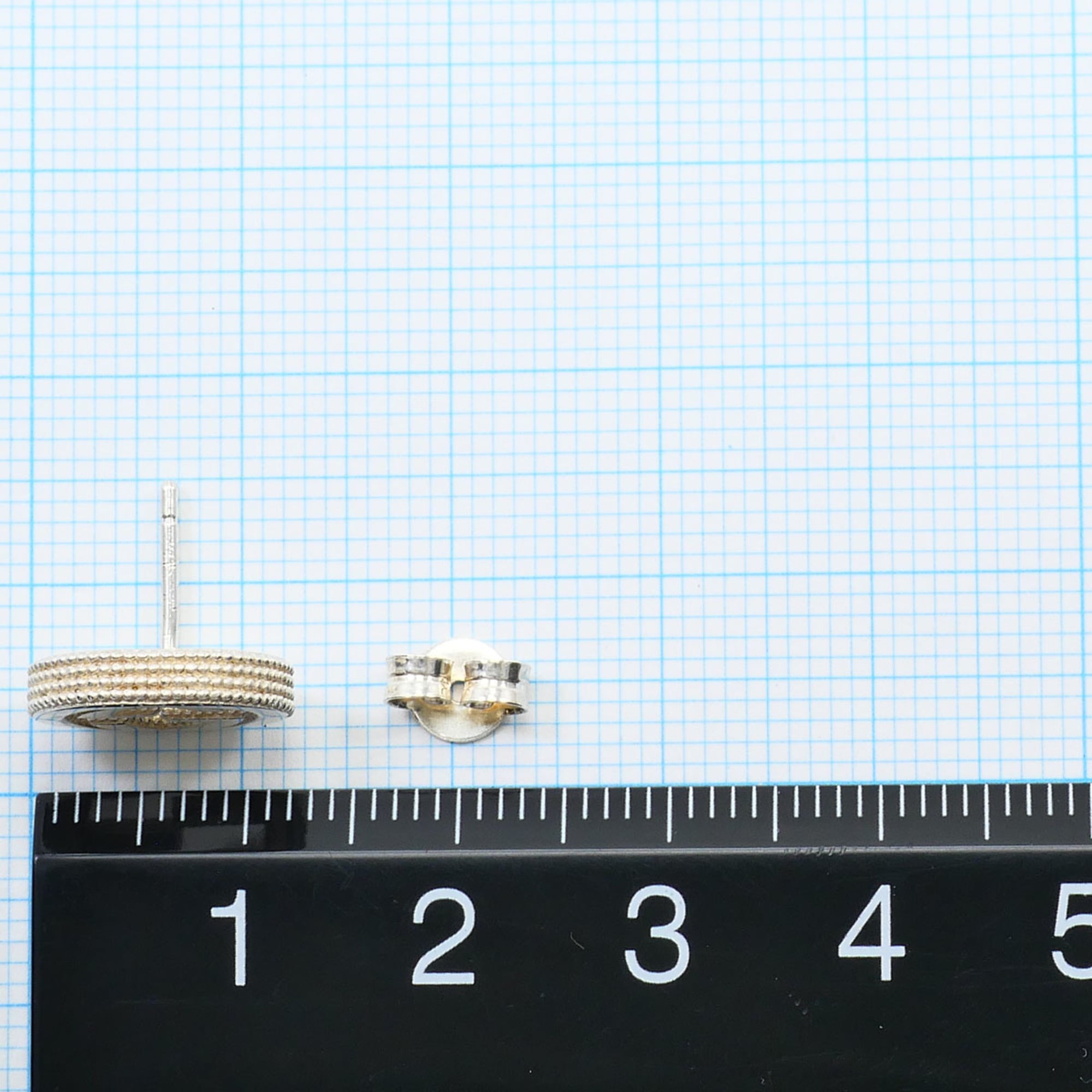 Gucci Interlocking G Silver Earring (Single Earring), Total Weight 2.3g, Like New Condition — Like New