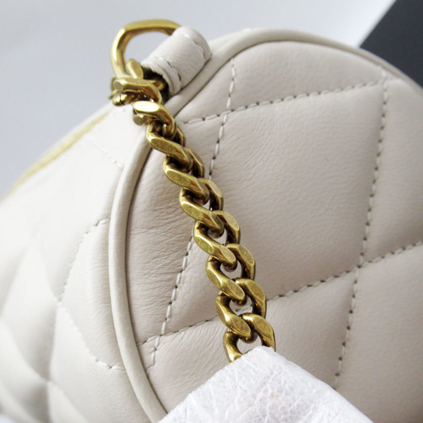 Saint Laurent SAINT LAURENT handbag leather ivory women's 699703 t19370f