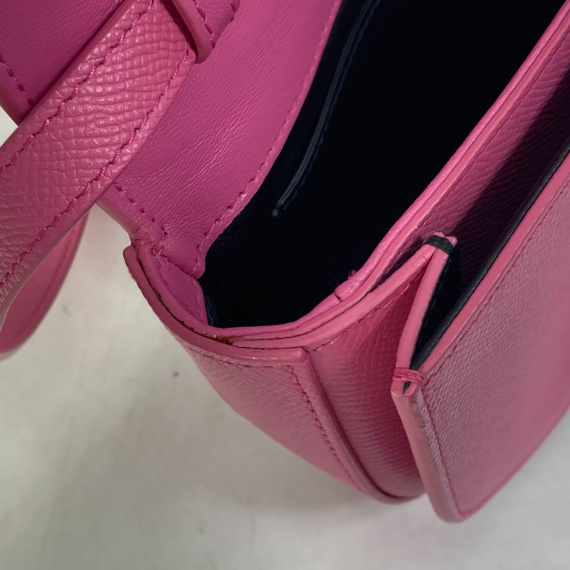 Balenciaga 550639 Pochette Crossbody bag Shoulder Bag pink Black — Like New