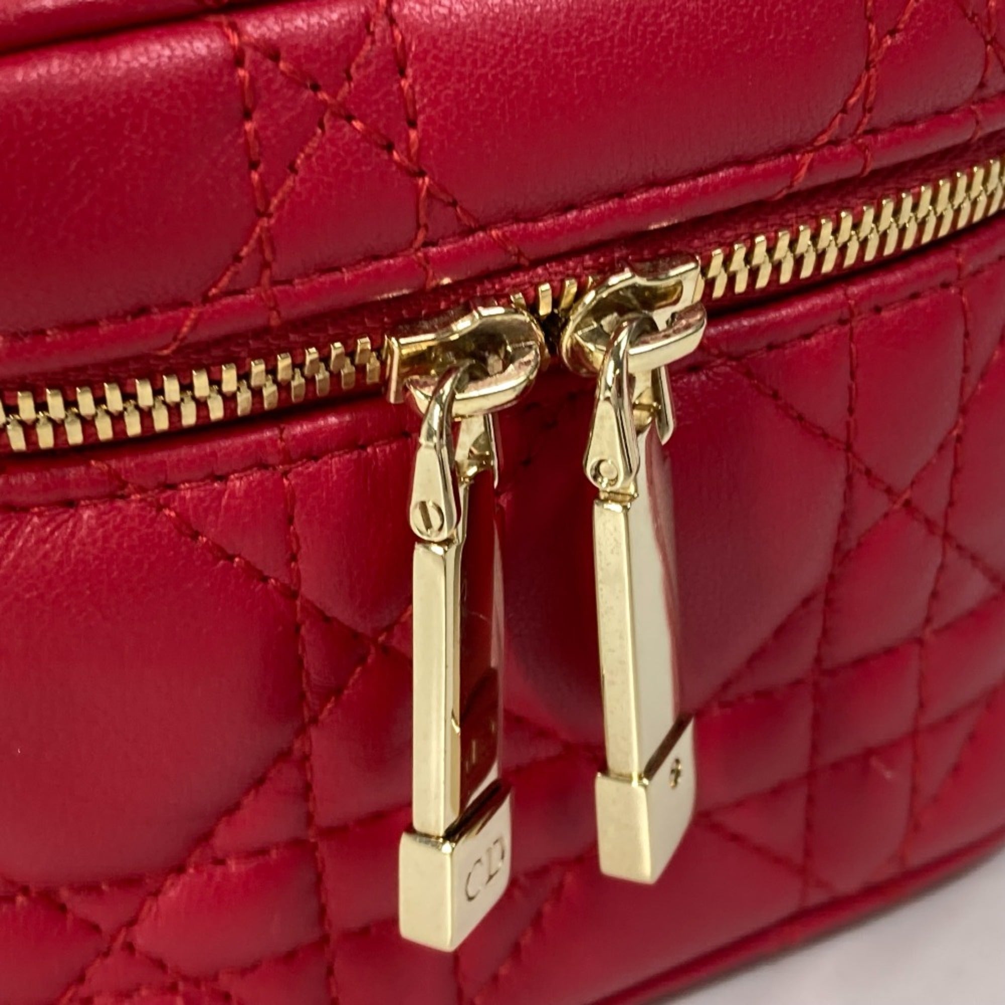 CHRISTIAN DIOR S0918ONMJ LADY CHRISTIAN DIOR LADY DIOR 2WAY Shoulder Bag Hand Bag Vanity bag RedBased — Like New