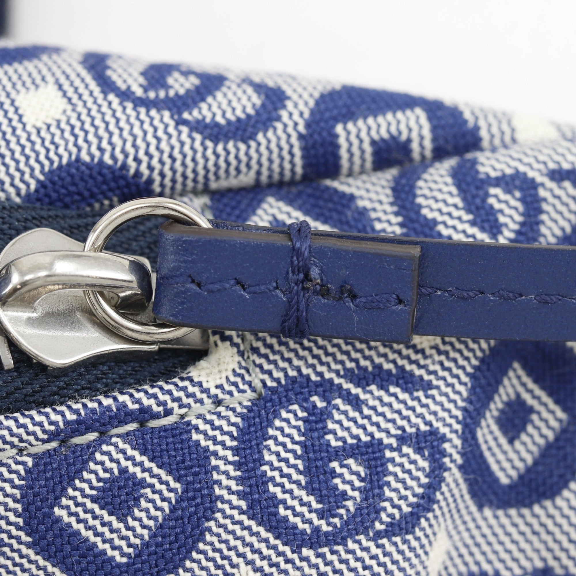 Gucci Children's Star Waist Bag GG 502095 Canvas Navy (Women's) — Like New