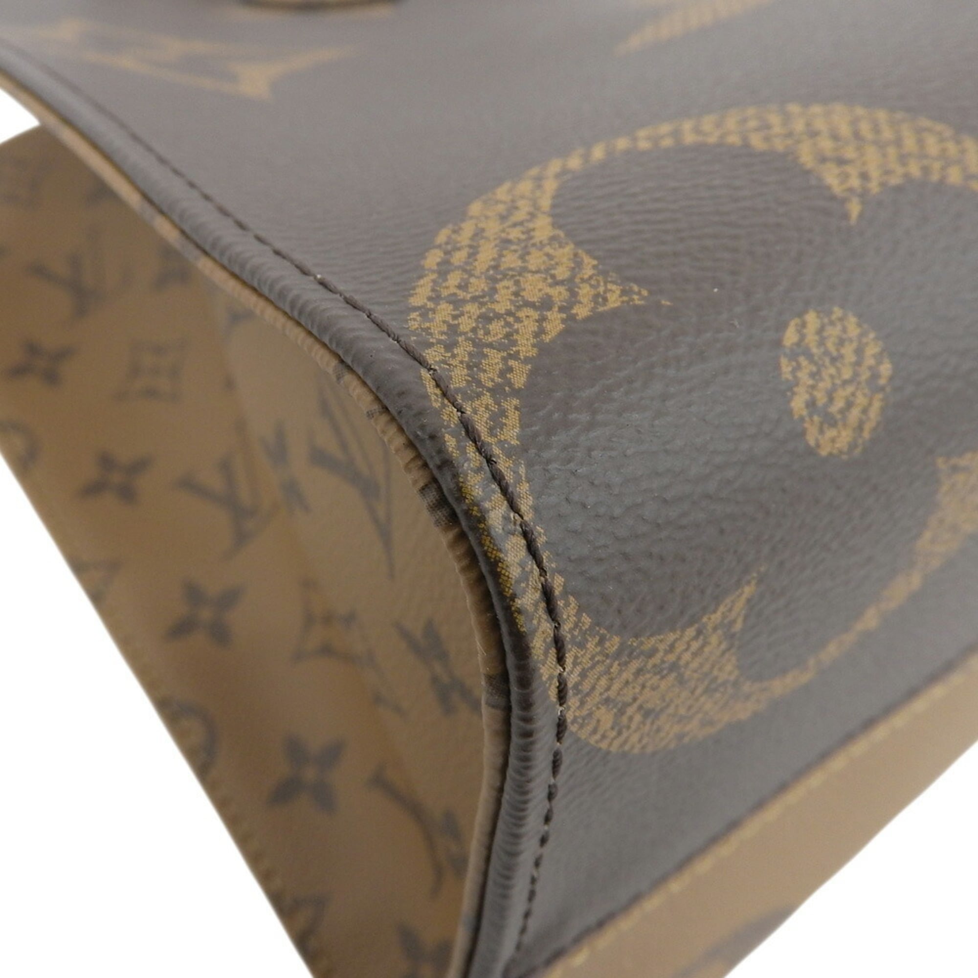 Louis Vuitton Monogram Giant Reverse On-the-Go MM M45321 Handbag