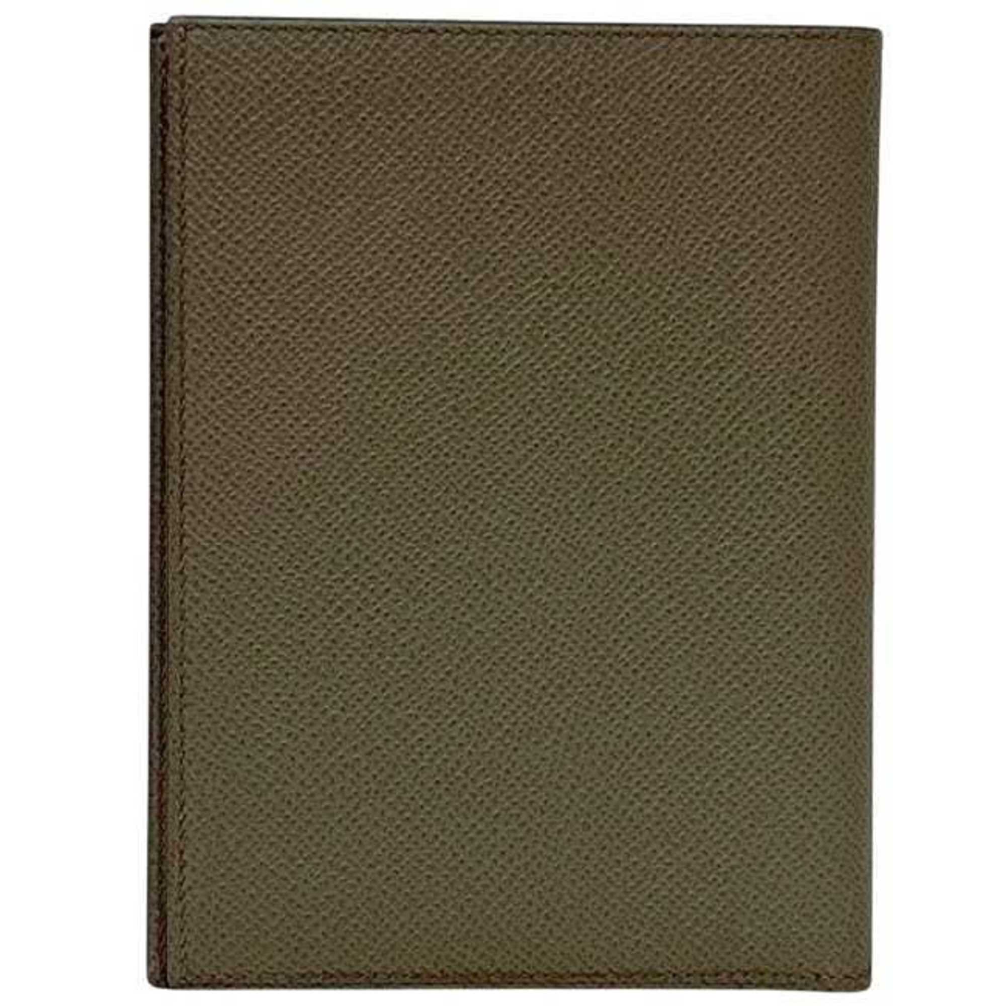 Hermes Hermès MC Fleming bifold wallet (f-24632) in greige leather with Epson Tourtiere logo and T-stamp. This genuine grained is available gray beige. Suitable for both men women.