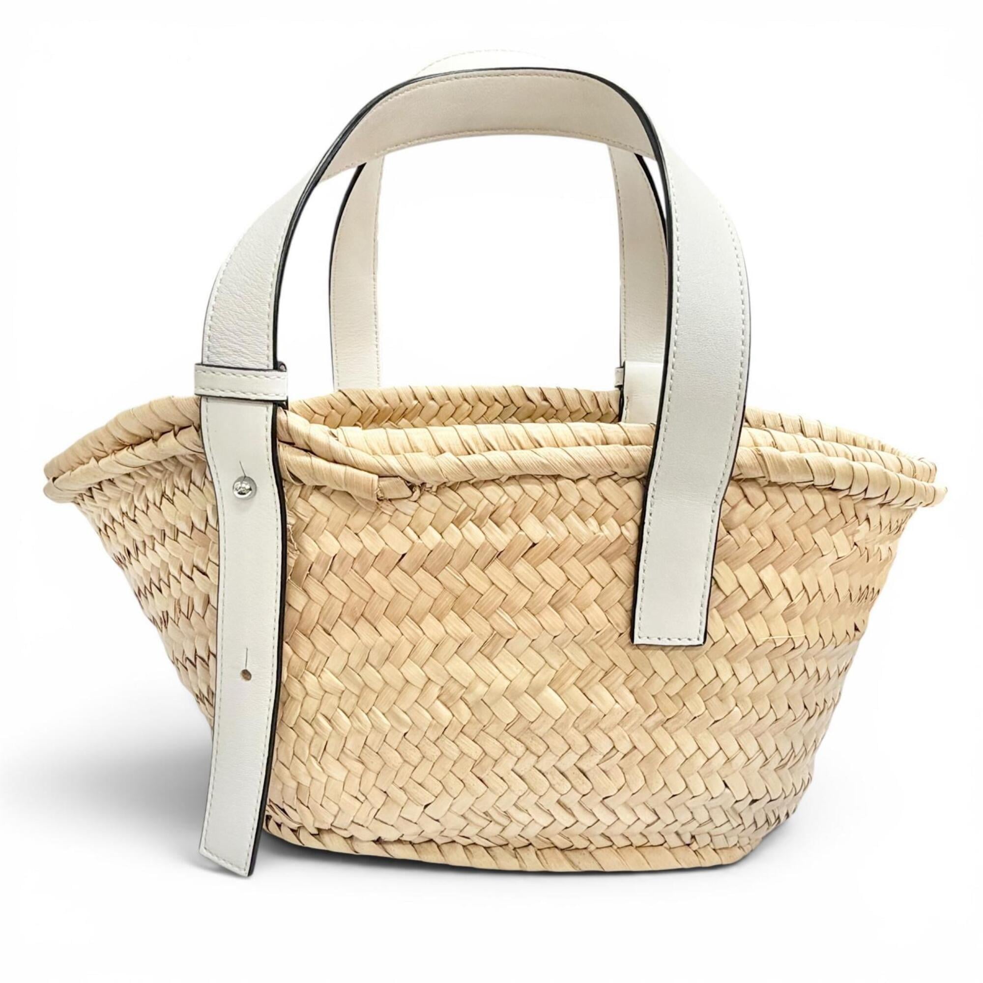 LOEWE A223S93X04 Basket Bag Small Palm Leaf Leather Anagram Handbag Natural White Made in Spain Women's Comes with Box and Dust — Like New