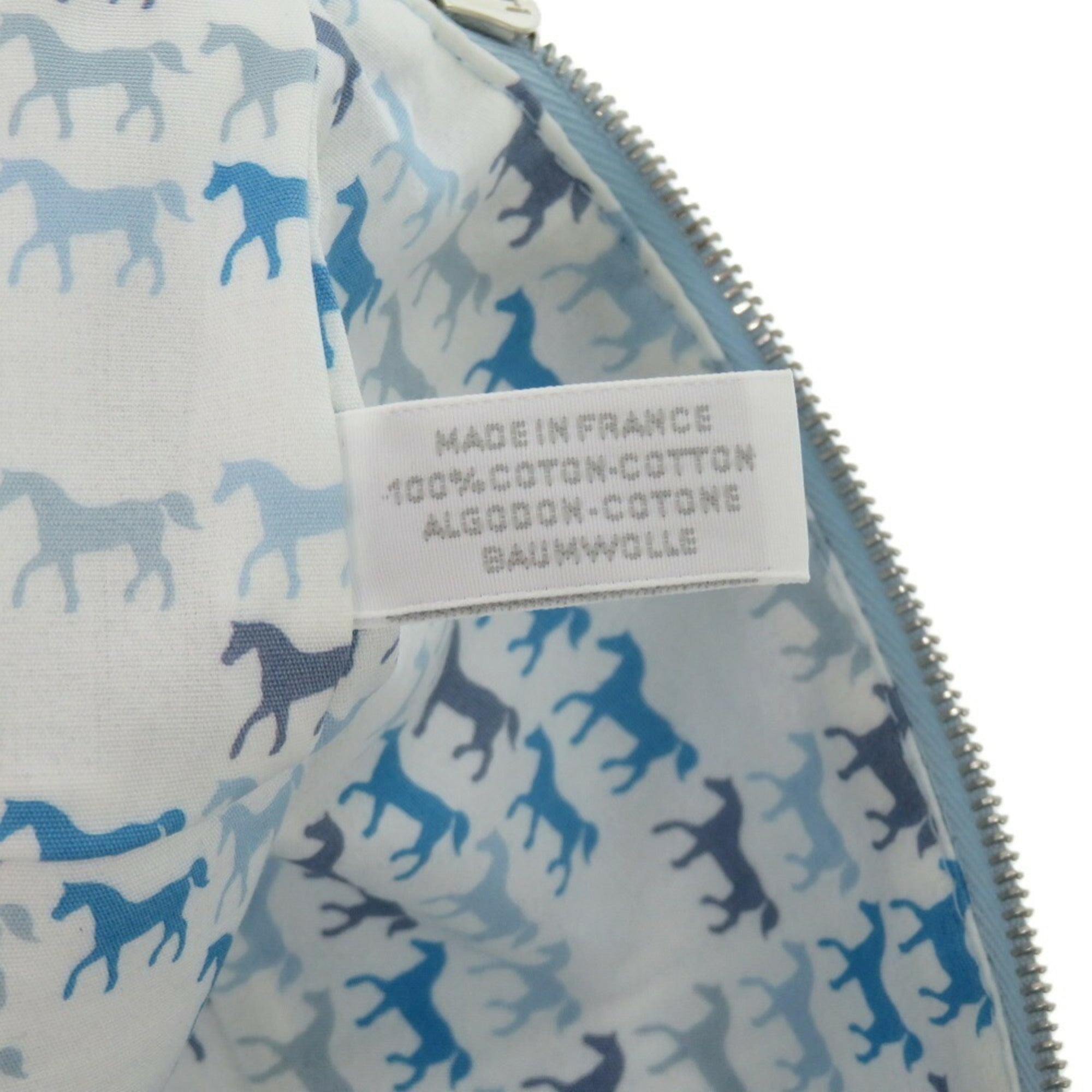 Hermes Like new Hermès Cabriole To-Go MM cotton pouch in white and blue. 1009 — Like New