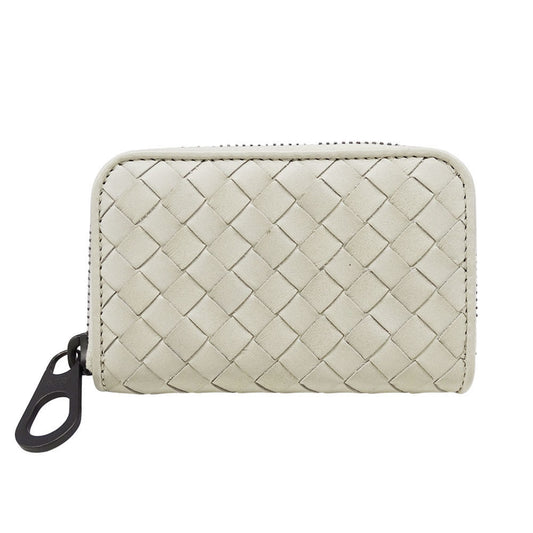 Bottega Veneta wallets for men and women, branded intrecciato leather coin cases, white with a round zipper woven purse.