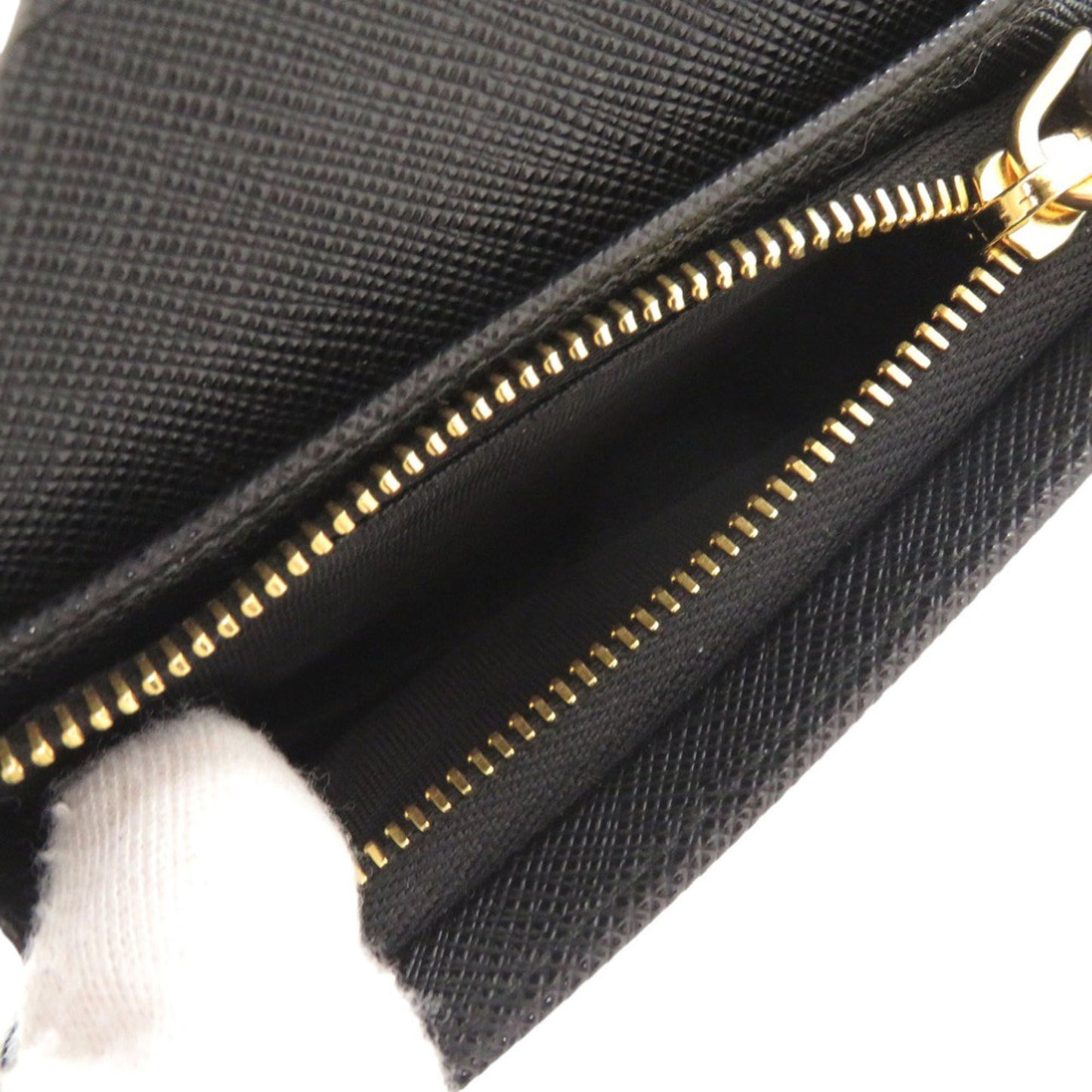 Like new Prada 1MV021 Saffiano Leather Black Bi-fold Wallet 0741 PRADA