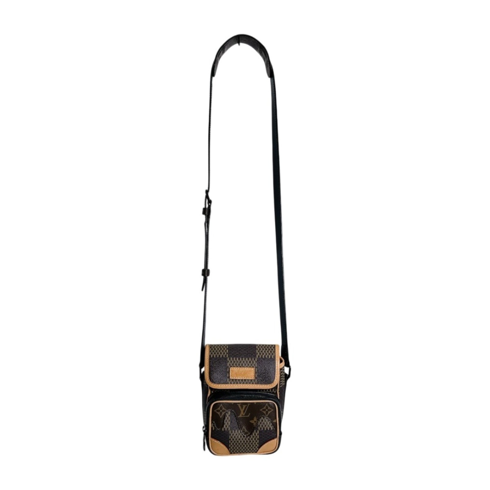 Louis Vuitton Amazon Messenger Bag Damier Giant Geant Canvas N40357 Brown — Like New