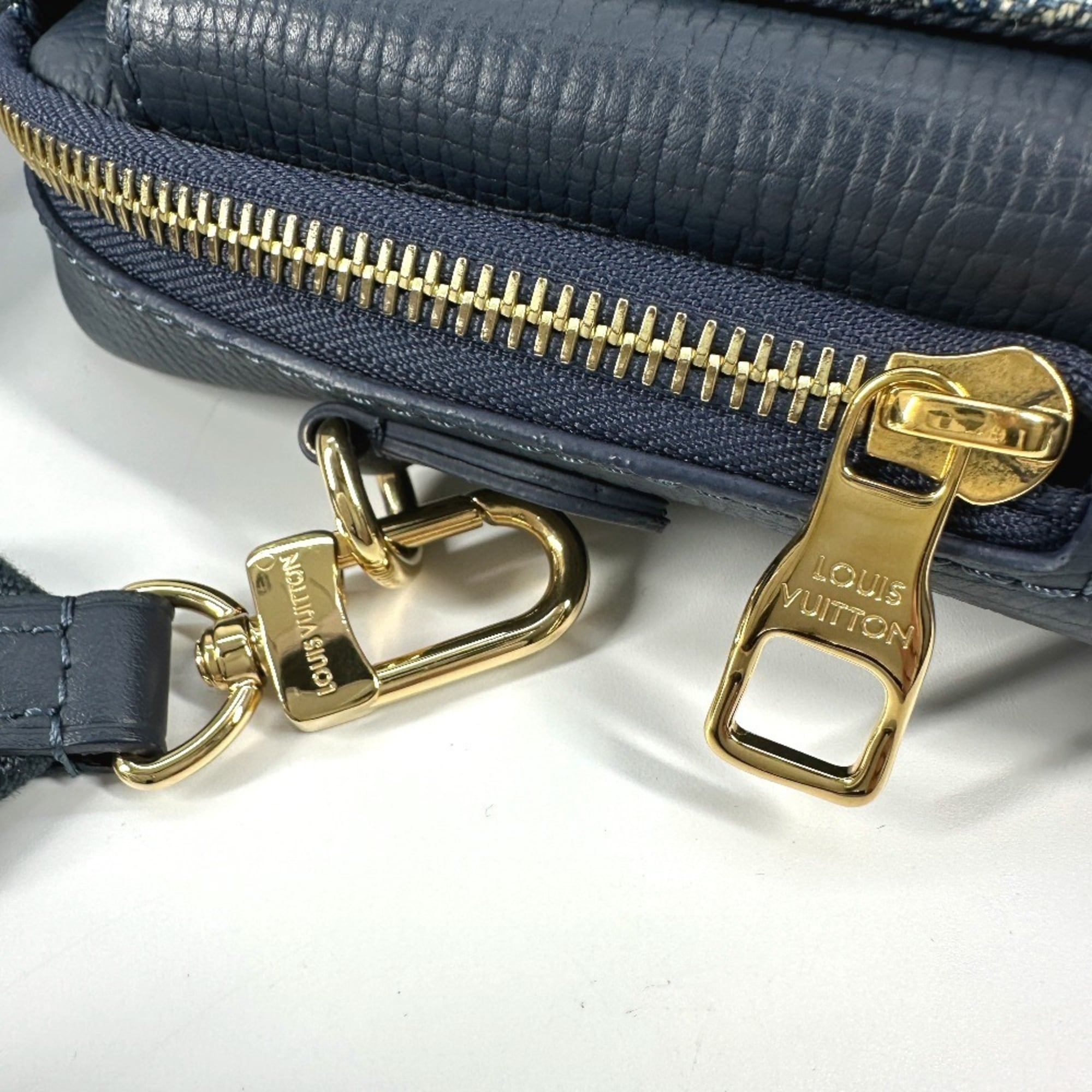 LOUIS VUITTON M81060 Monogram Denim NIGO Collaboration Double Phone Pouch Bag Pochette Crossbody Shoulder Leather Men's Women's Blue — Like New