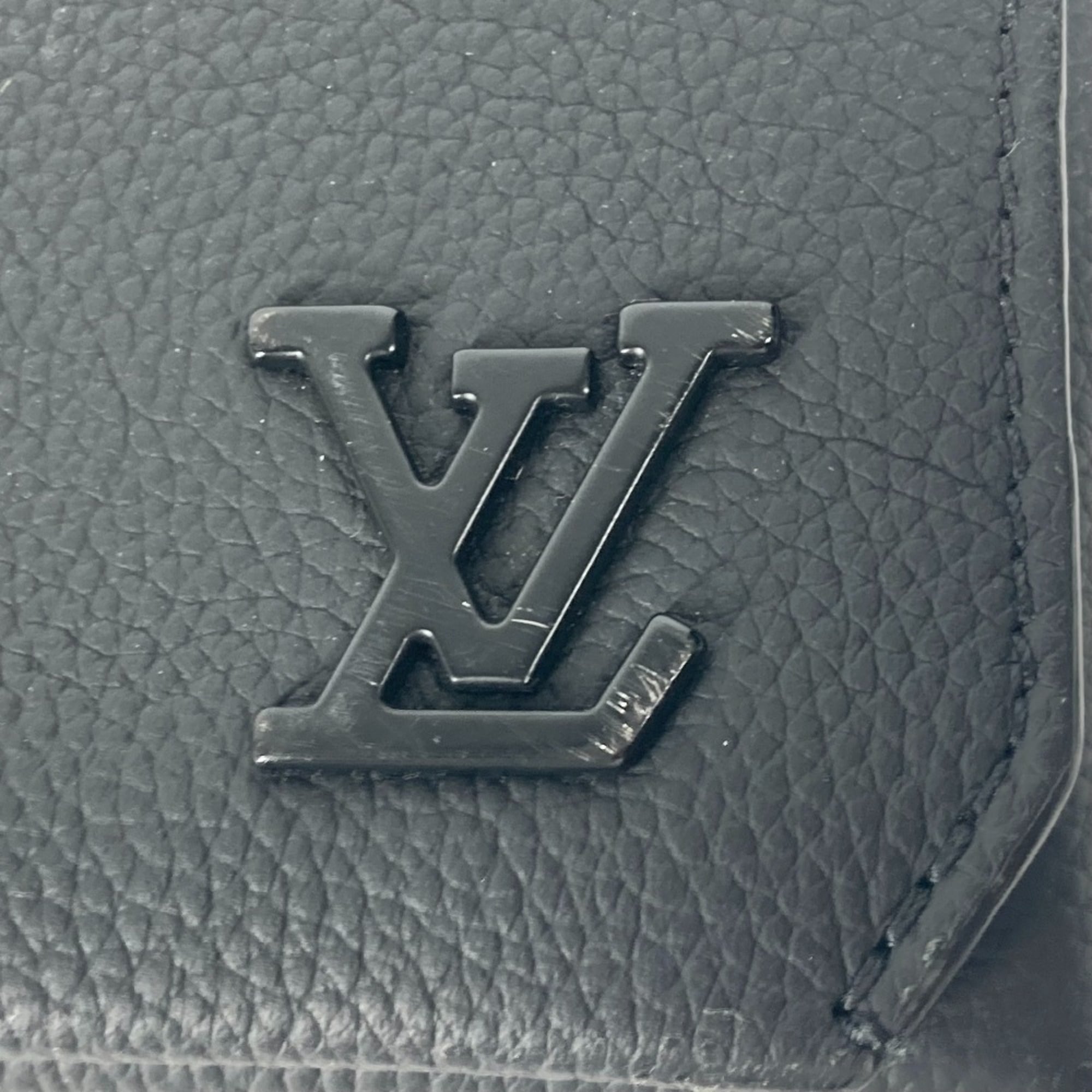 LOUIS VUITTON M82085 LV Aerogram Fast Line Wearable Wallet Pochette Shoulder Bag Men's Black G-240625-10 — Like New