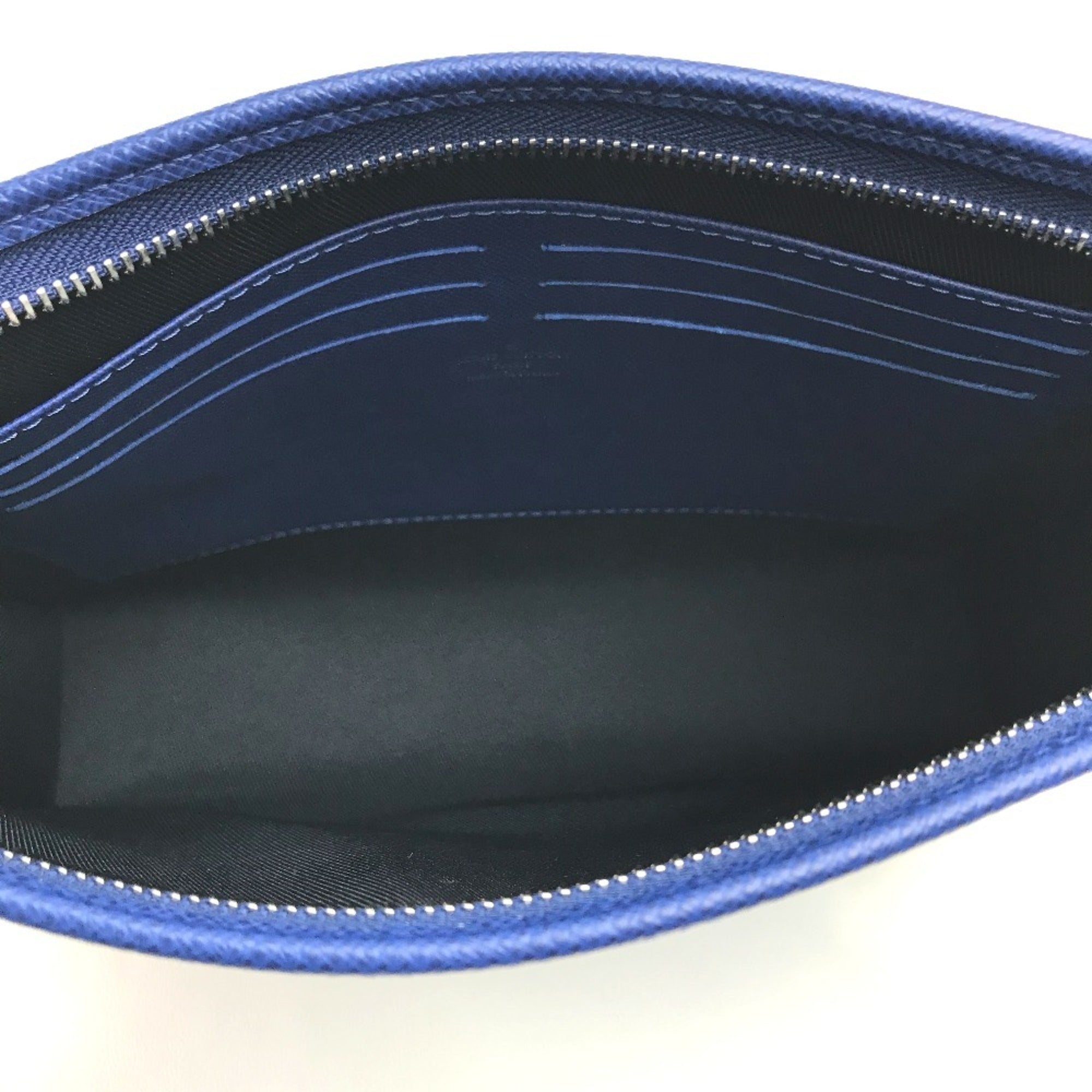 LOUIS VUITTON M30399 Taiga Pochette Voyage MM Clutch Bag/Pouch/Second Bag in Leather, Men's, Cobalt Blue — Like New