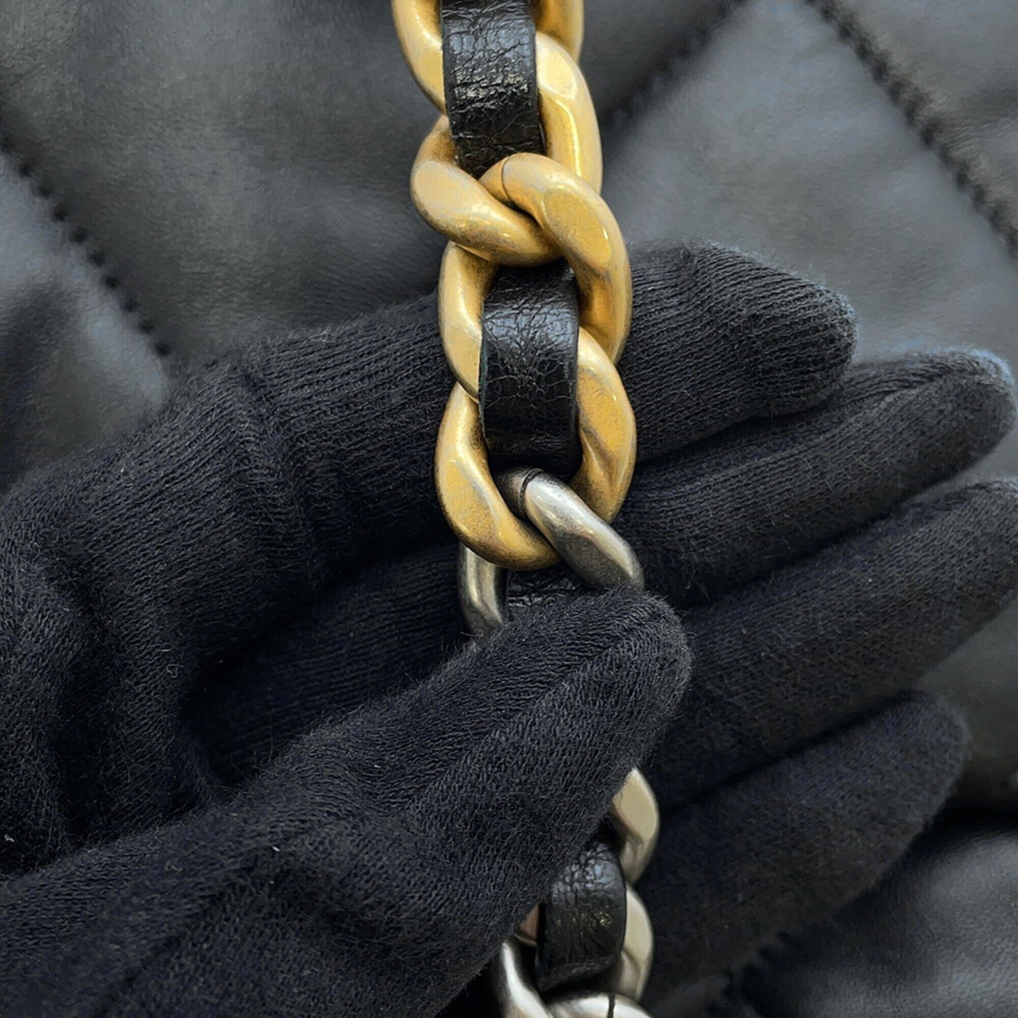 Chanel Chain Shoulder Bag CHANEL19 Flap Coco Mark Lambskin AS1160 CHANEL Black 19 Handbag Women's — Like New