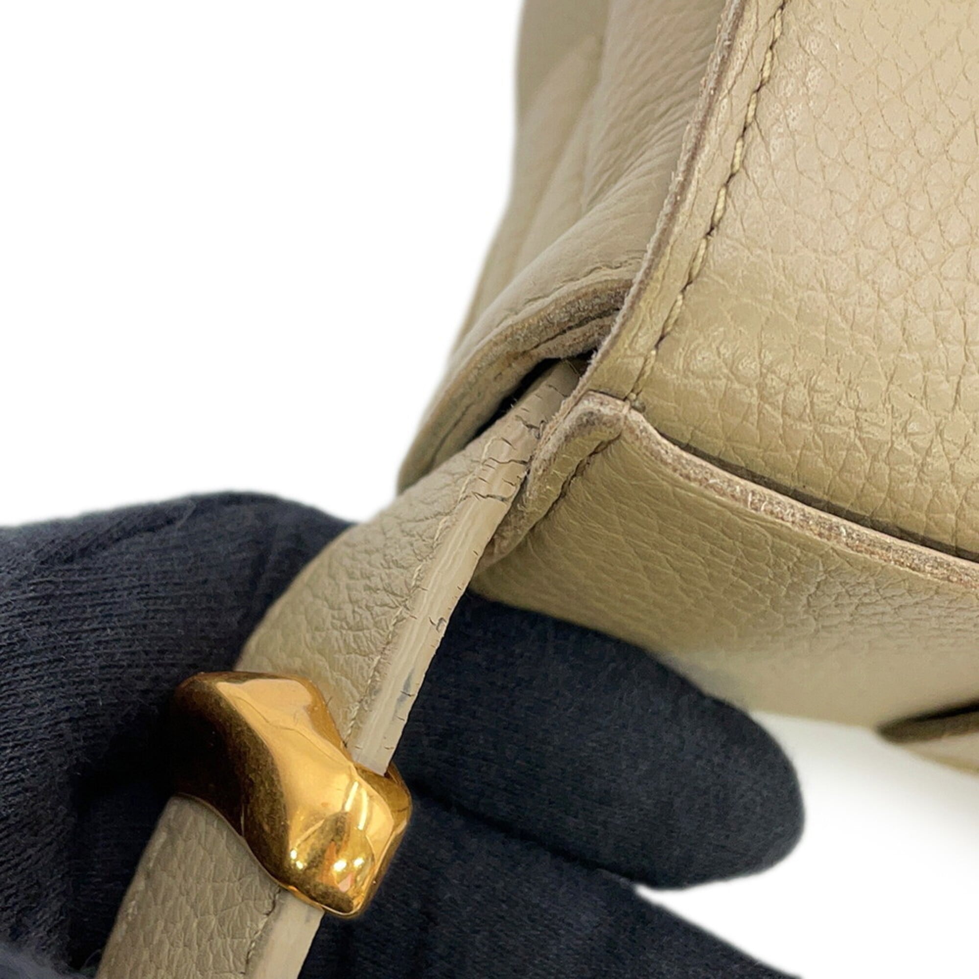 Bottega Veneta Shoulder Bag Intrecciato Cassette Leather 666870 BOTTEGA VENETA Handbag — Like New