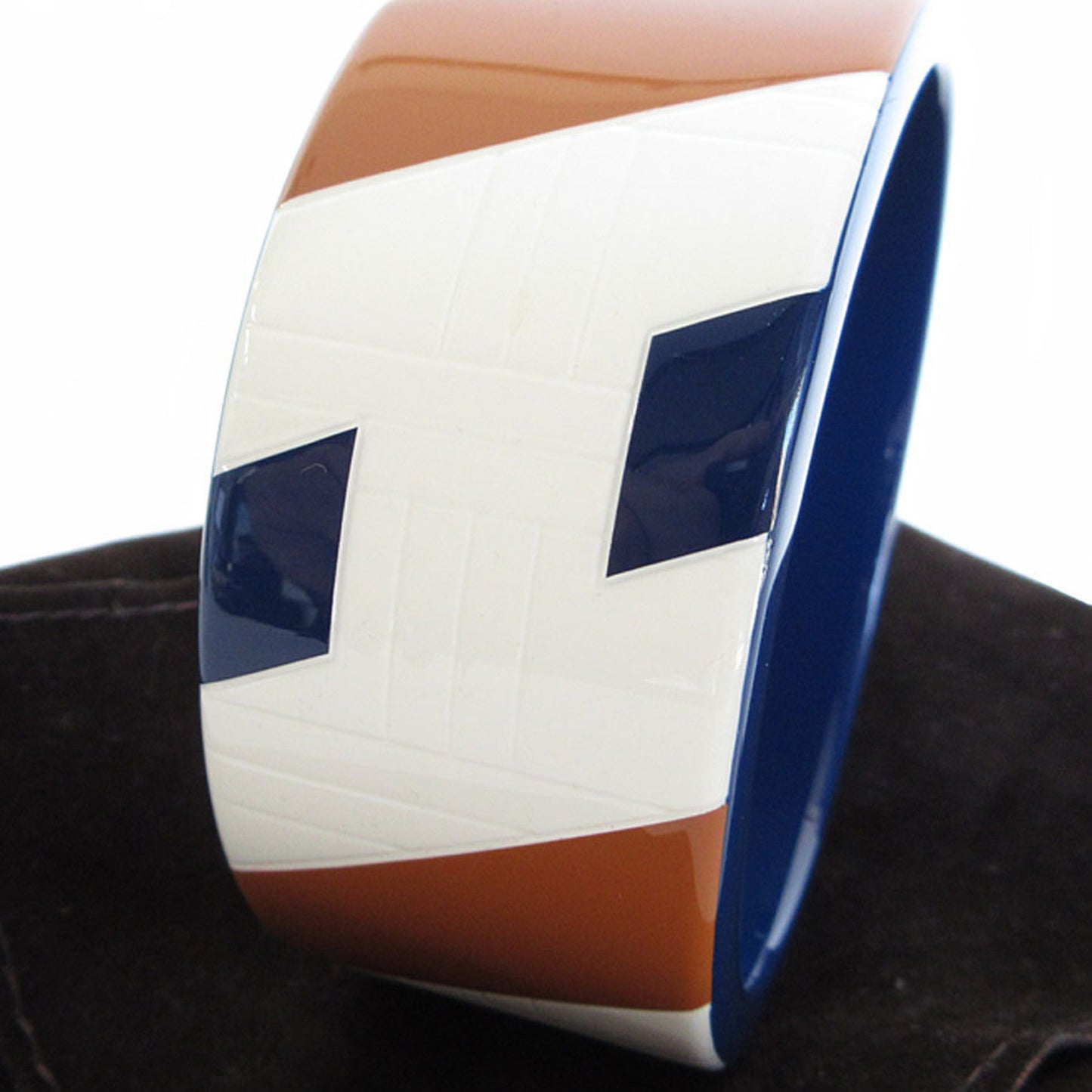Hermes Hermès bangle bracelet in lacquered wood, dark blue, off-white, and brown. Men's women's sizes s0673g.