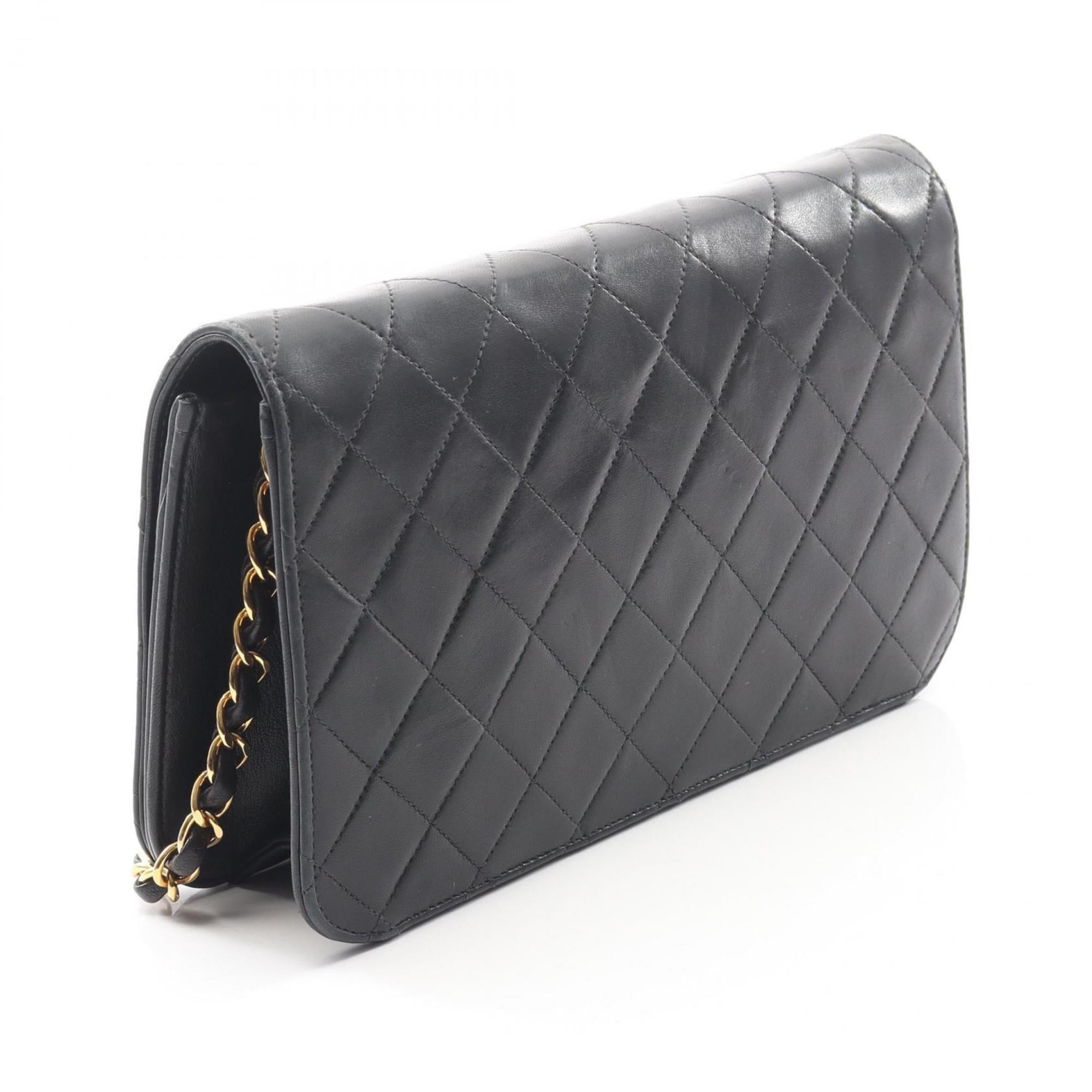 CHANEL Matelasse Full Flap Shoulder Bag/Handbag in Lambskin Leather, Black