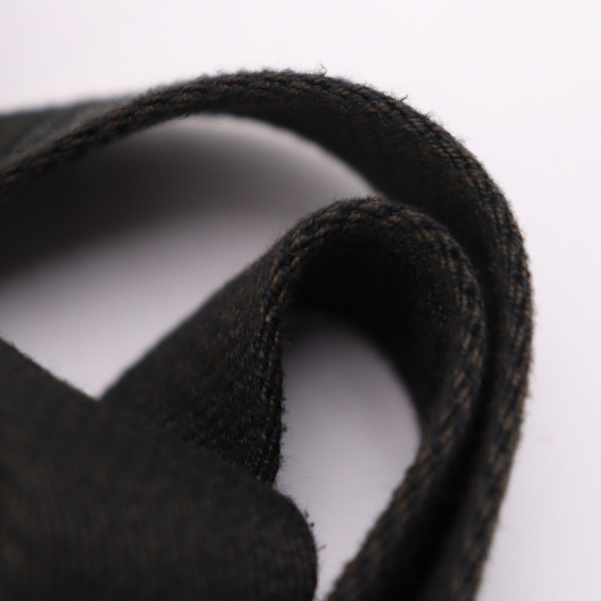 LOUIS VUITTON Louis Vuitton Take Off Sling Body Bag M57081 Grained Leather Noir Black LV Waist — Like New